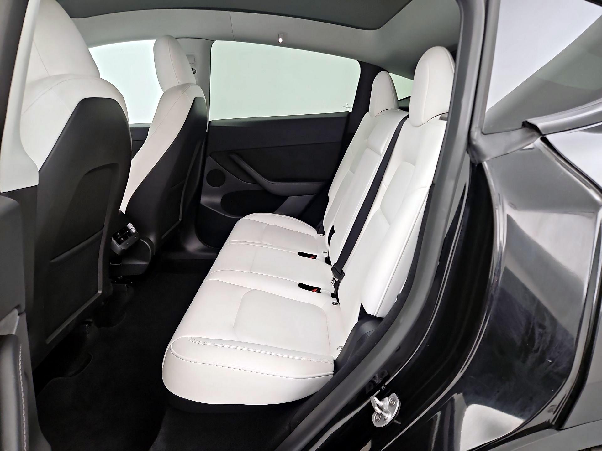 Thumbnail: 2024 Tesla Model Y - 19