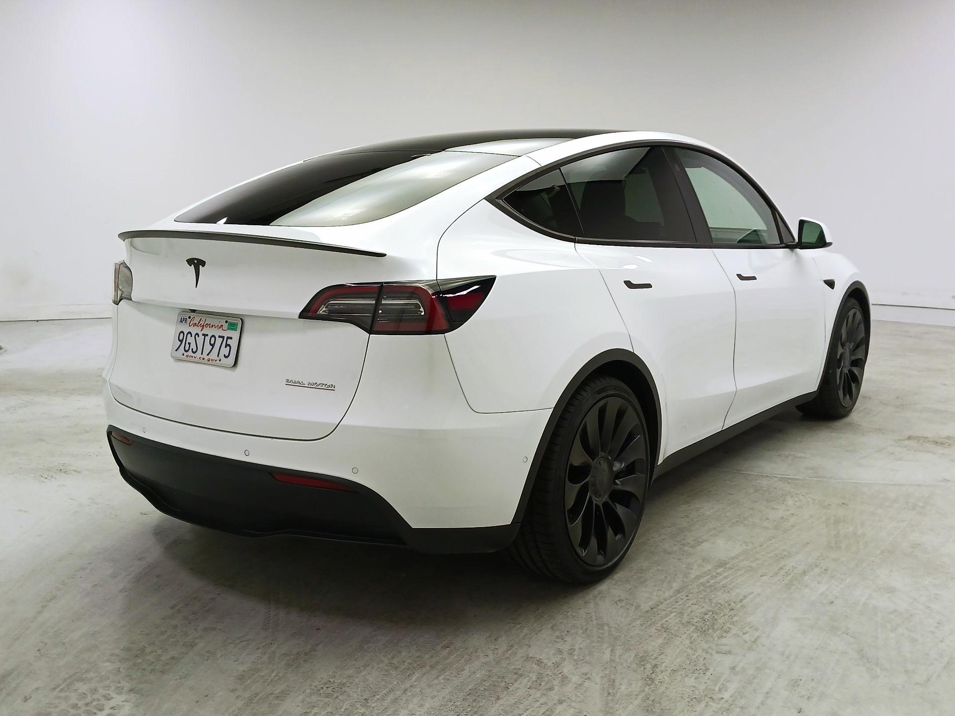 Thumbnail: 2022 Tesla Model Y - 5