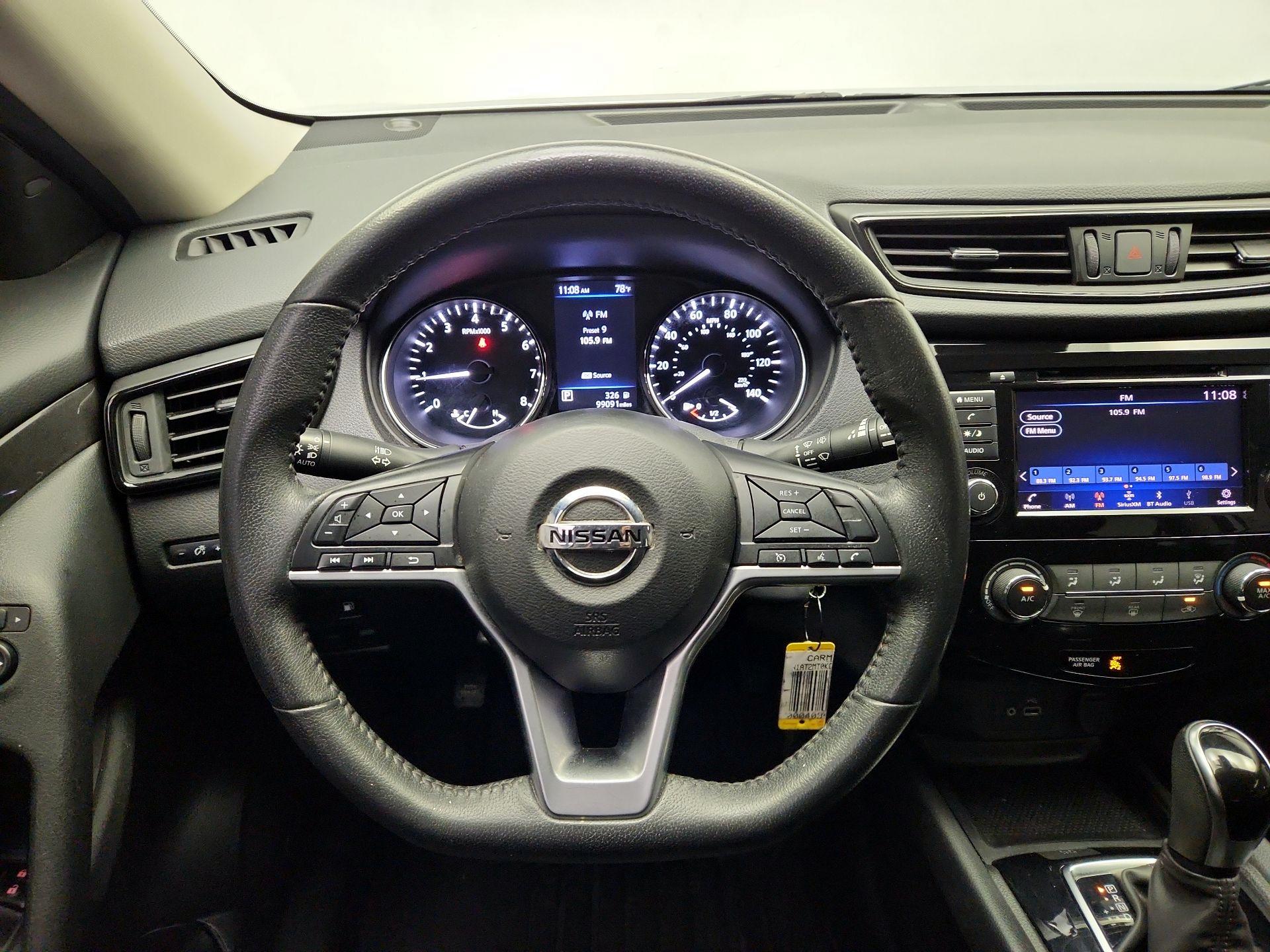 Thumbnail: 2019 Nissan Rogue - 10