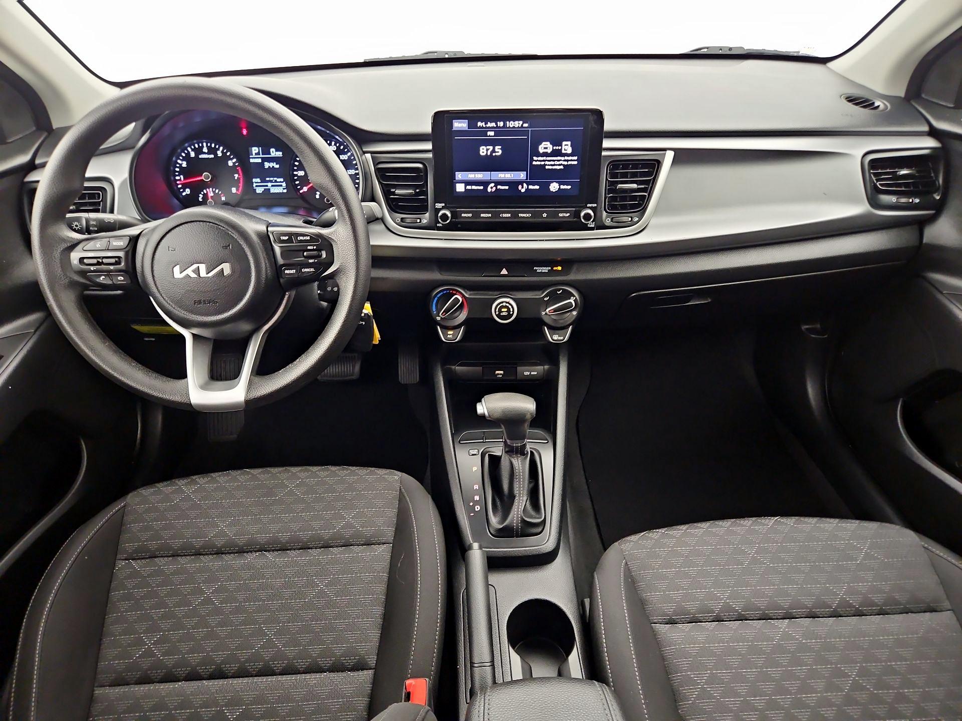 Thumbnail: 2023 Kia Rio - 9