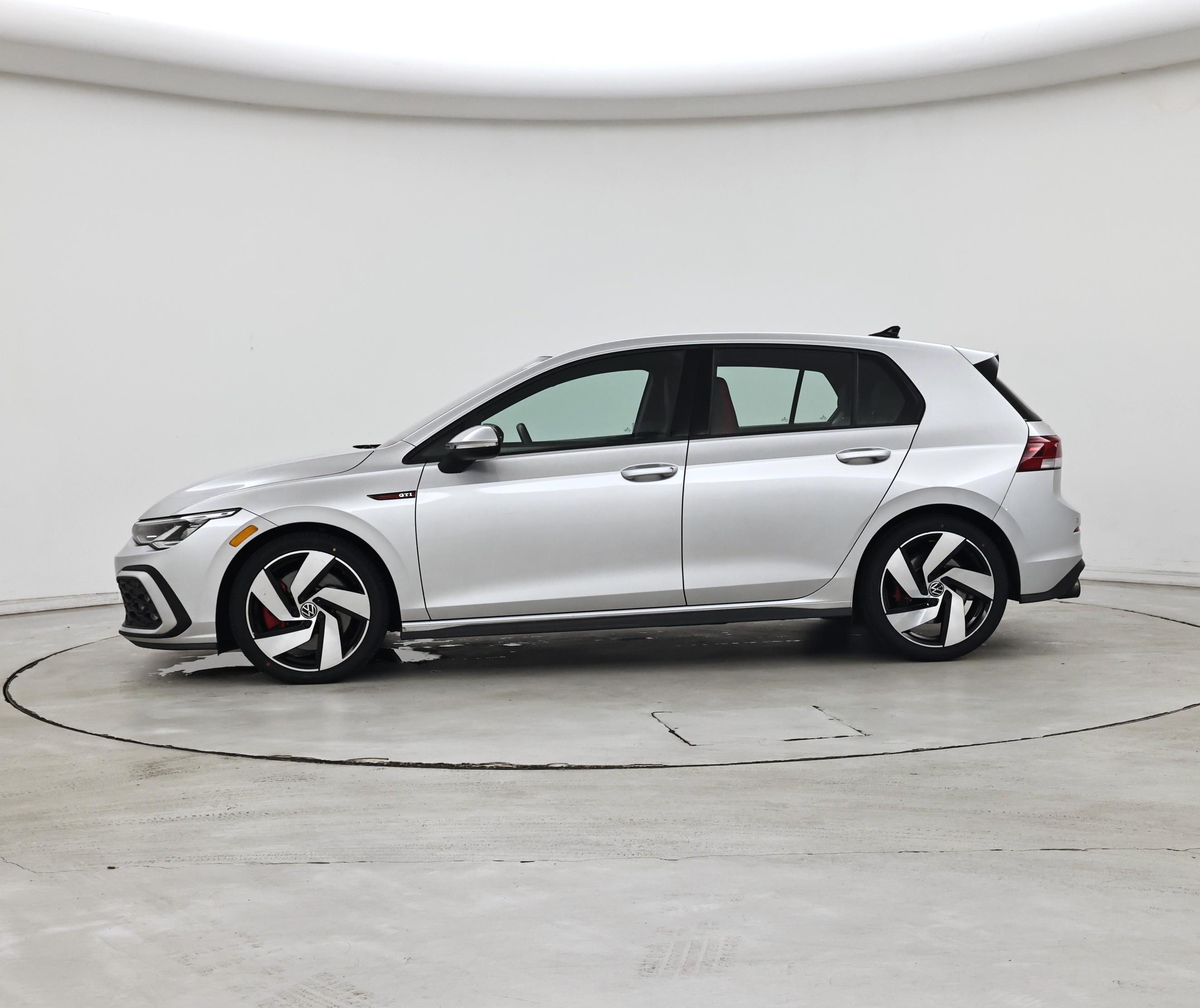 Thumbnail: 2022 Volkswagen Golf - 3