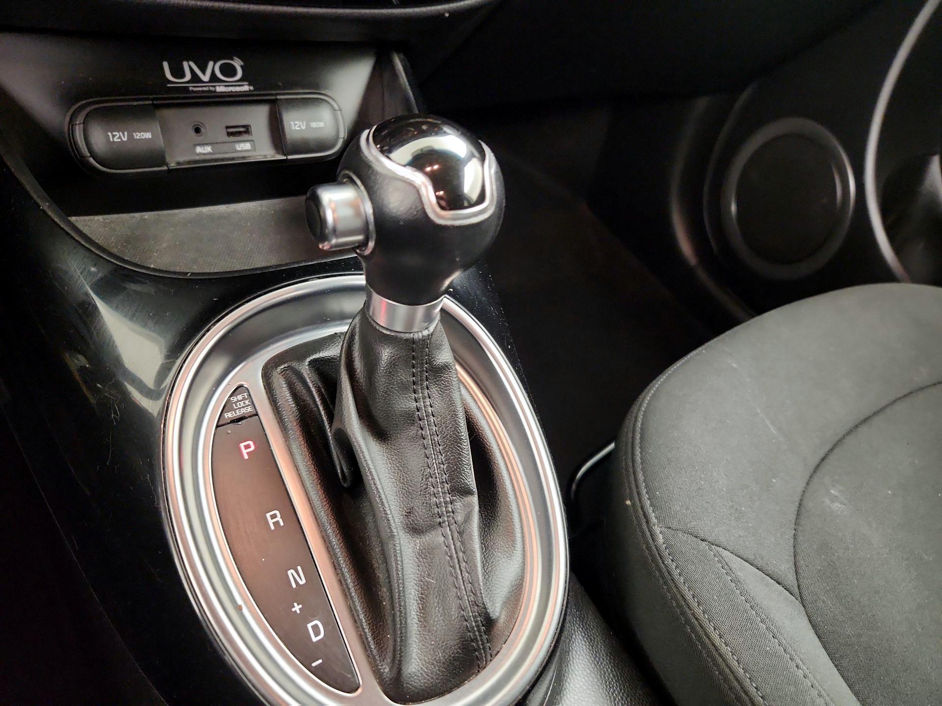 Thumbnail: 2014 Kia Soul - 17