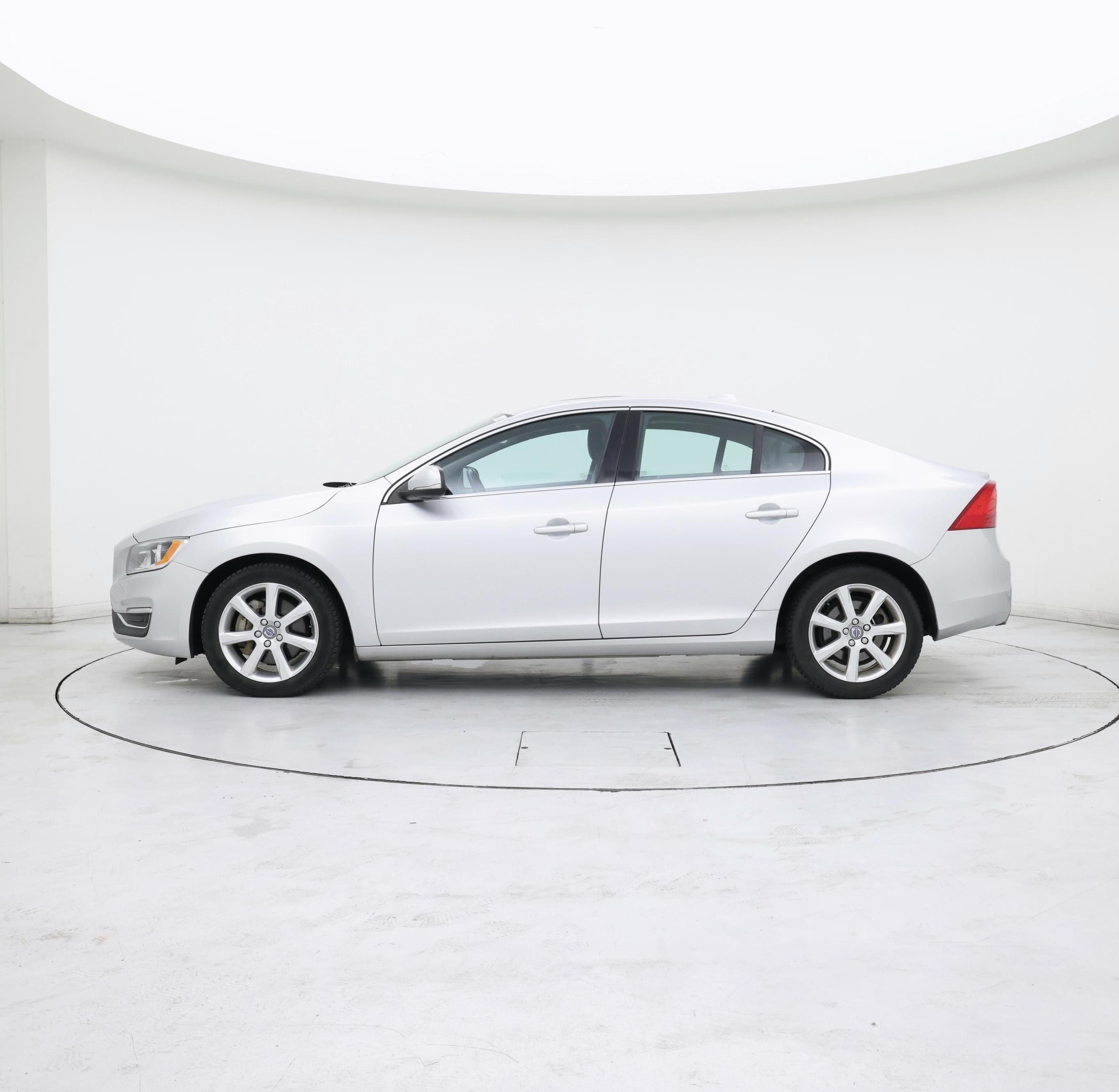Thumbnail: 2016 Volvo S60 - 3