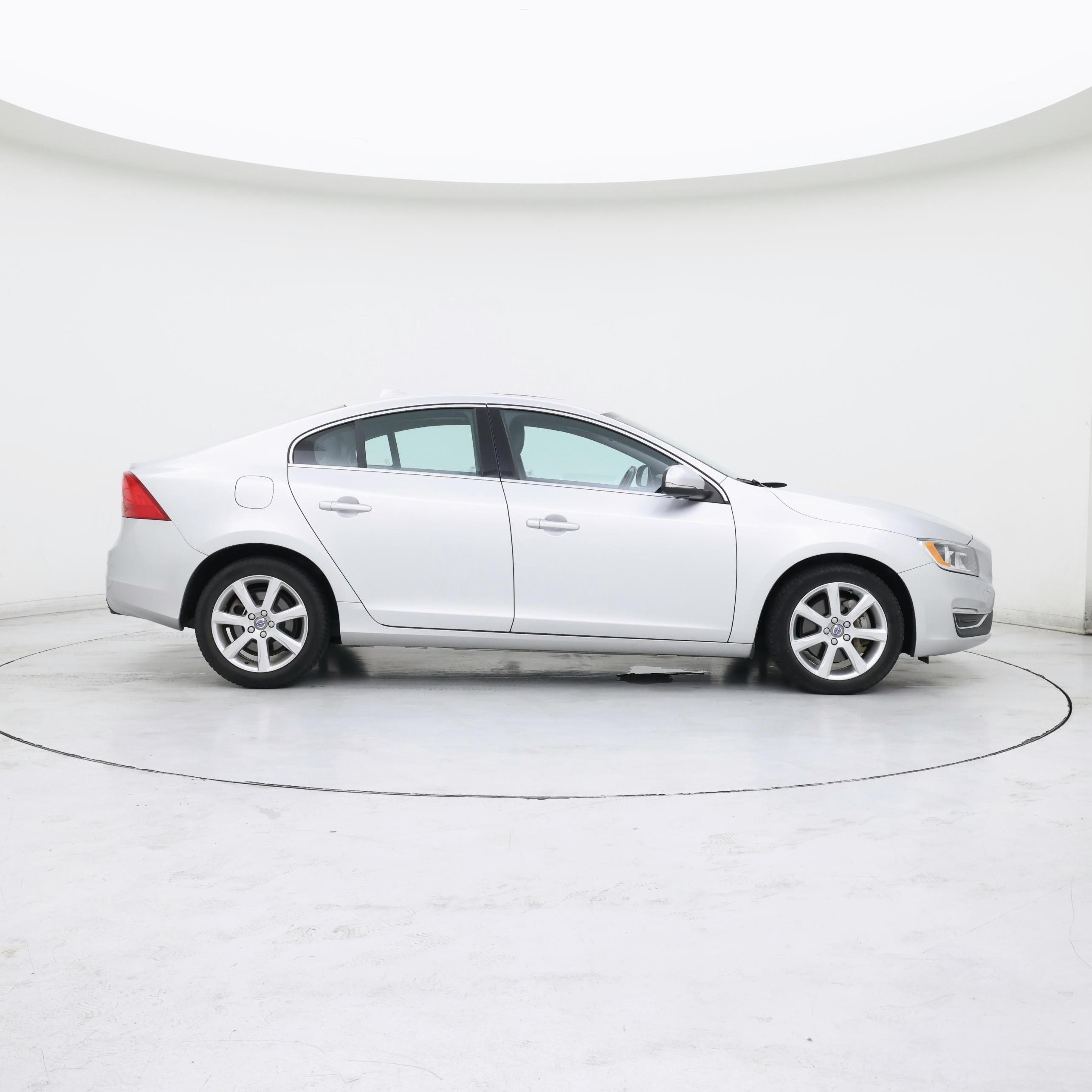 Thumbnail: 2016 Volvo S60 - 7