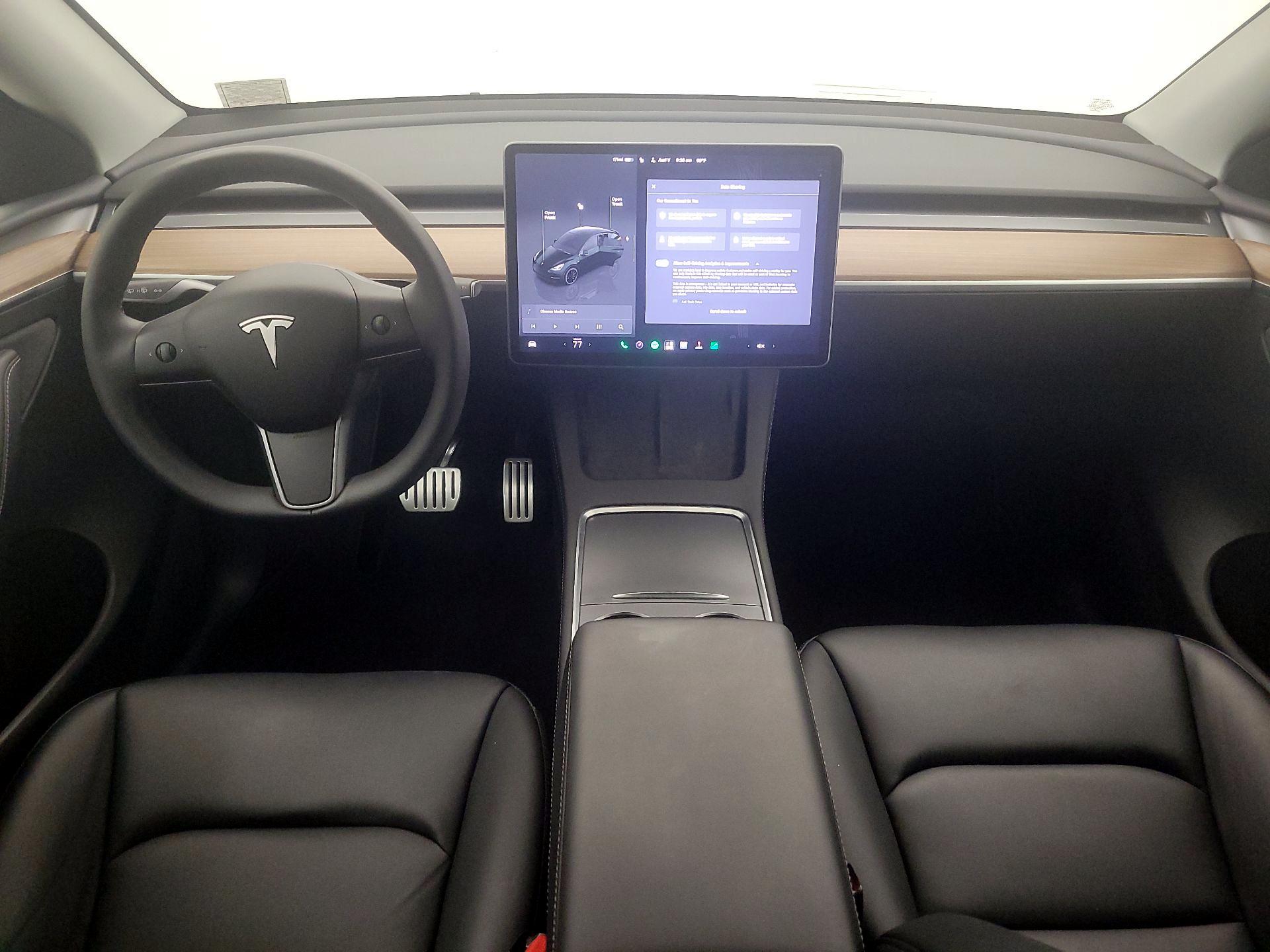 Thumbnail: 2025 Tesla Model Y - 9