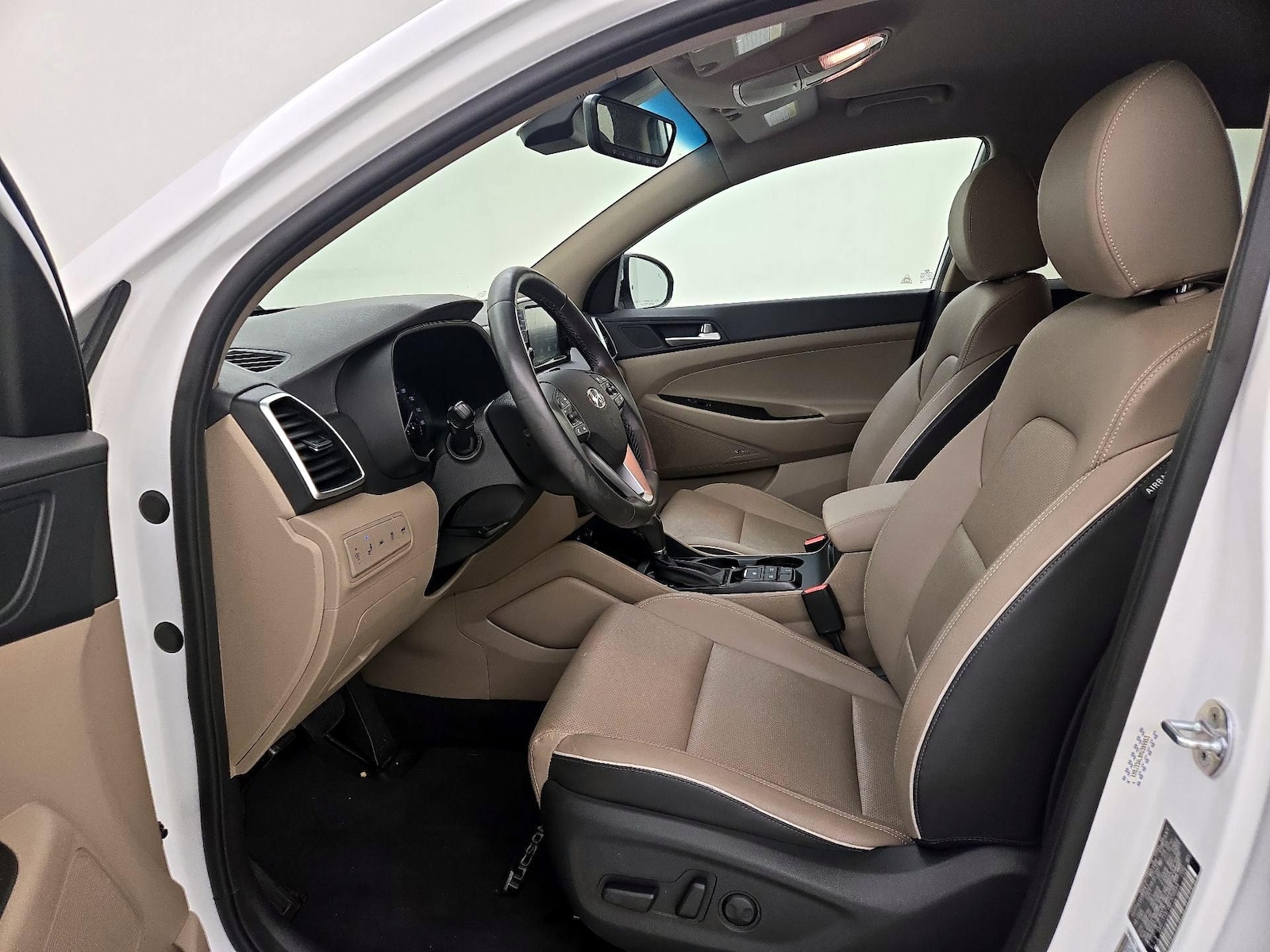 2021 Hyundai Tucson Limited - Photo 12