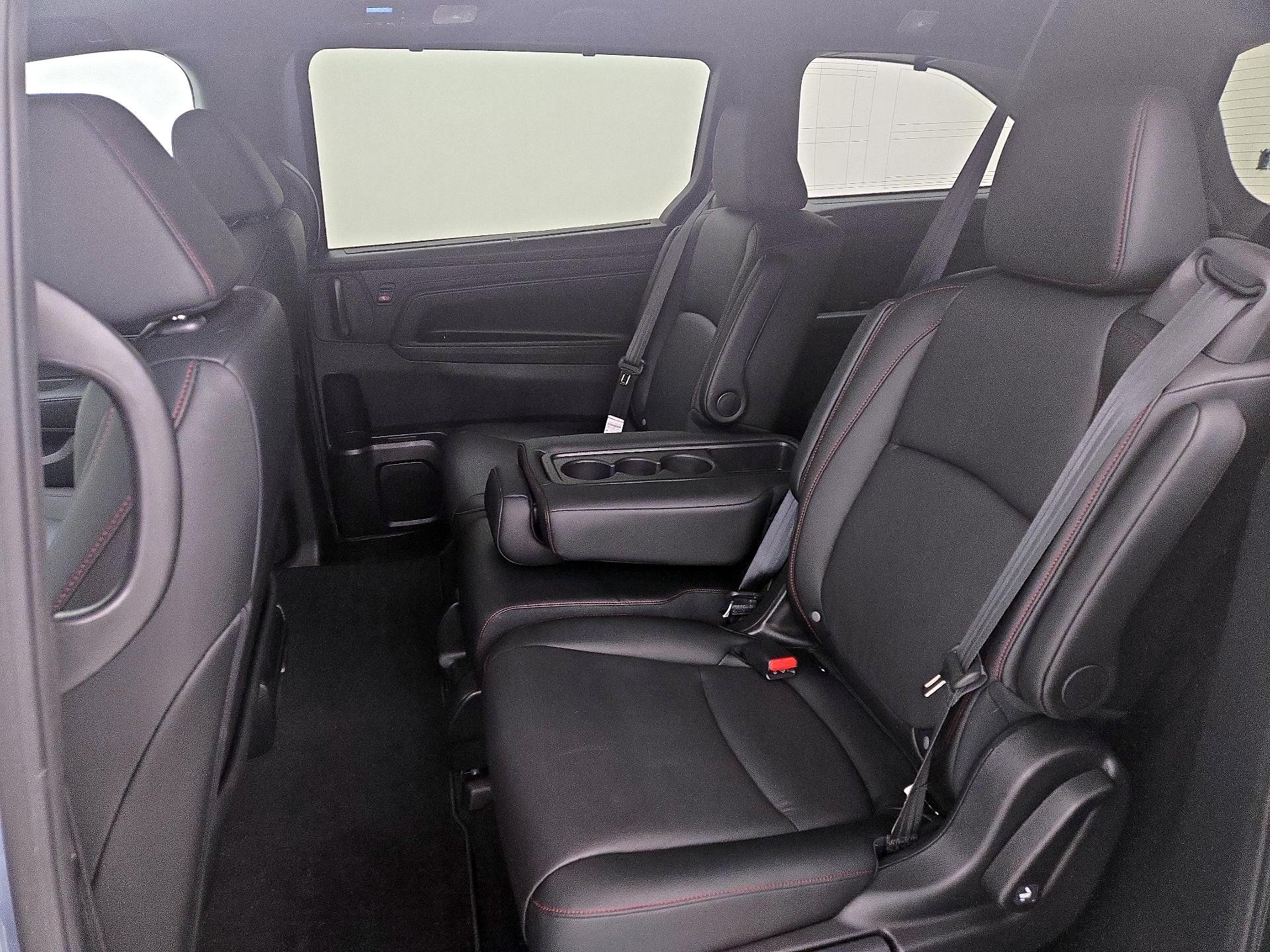 Thumbnail: 2025 Honda Odyssey - 20