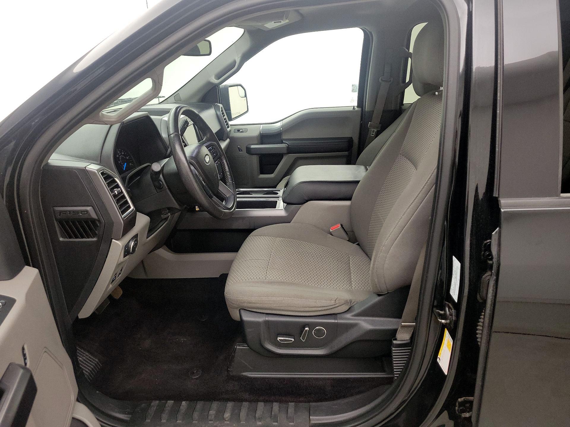 Thumbnail: 2016 Ford F-150 - 11