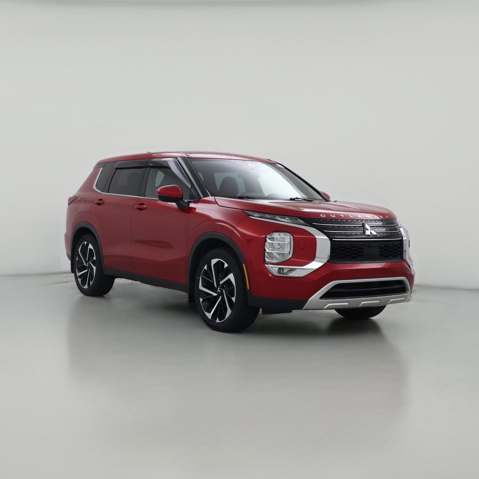 Thumbnail: 2023 Mitsubishi Outlander - 1