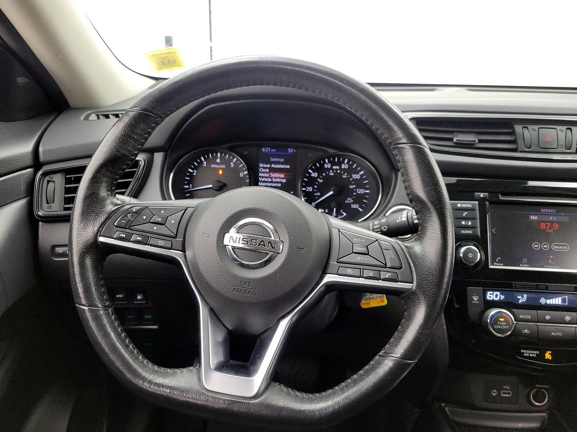 Thumbnail: 2019 Nissan Rogue - 10