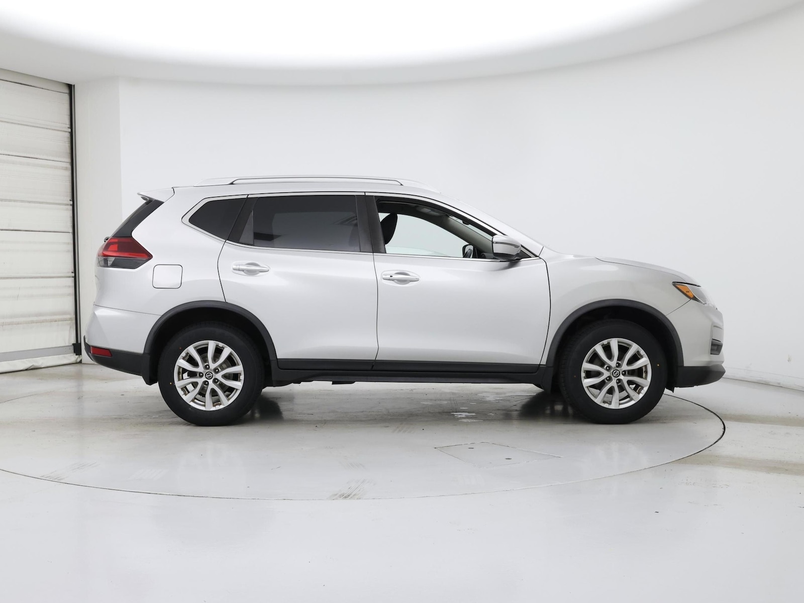 2019 Nissan Rogue SV - Photo 8