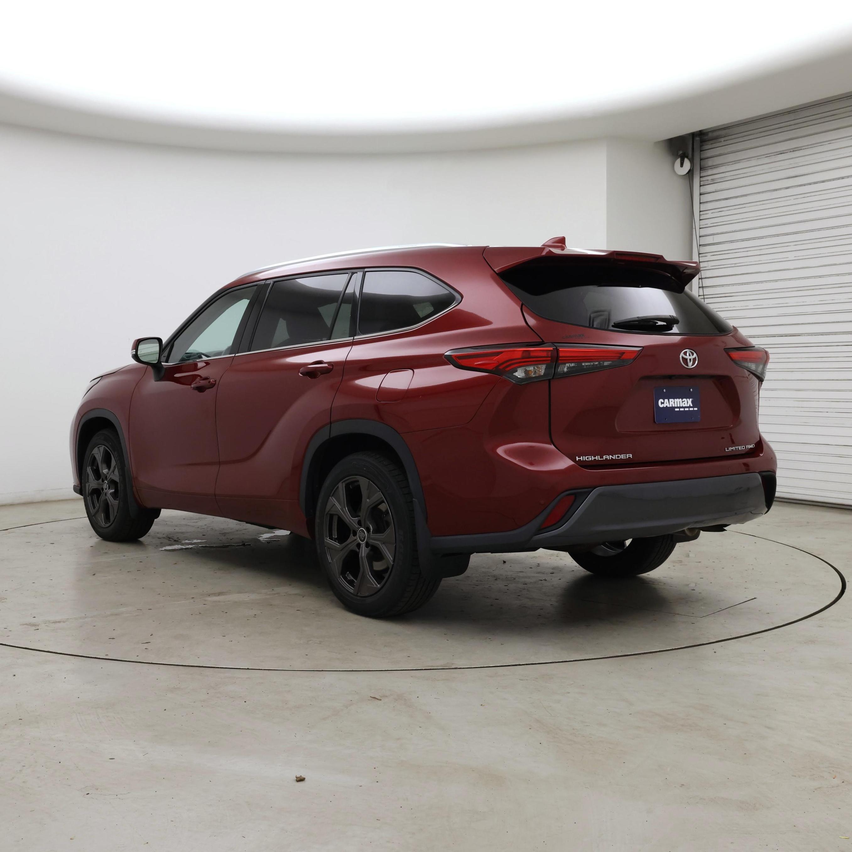 Thumbnail: 2022 Toyota Highlander - 2