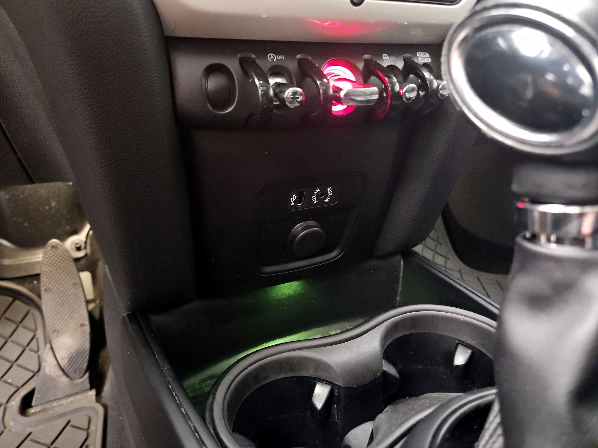 Thumbnail: 2018 MINI Cooper Countryman - 18