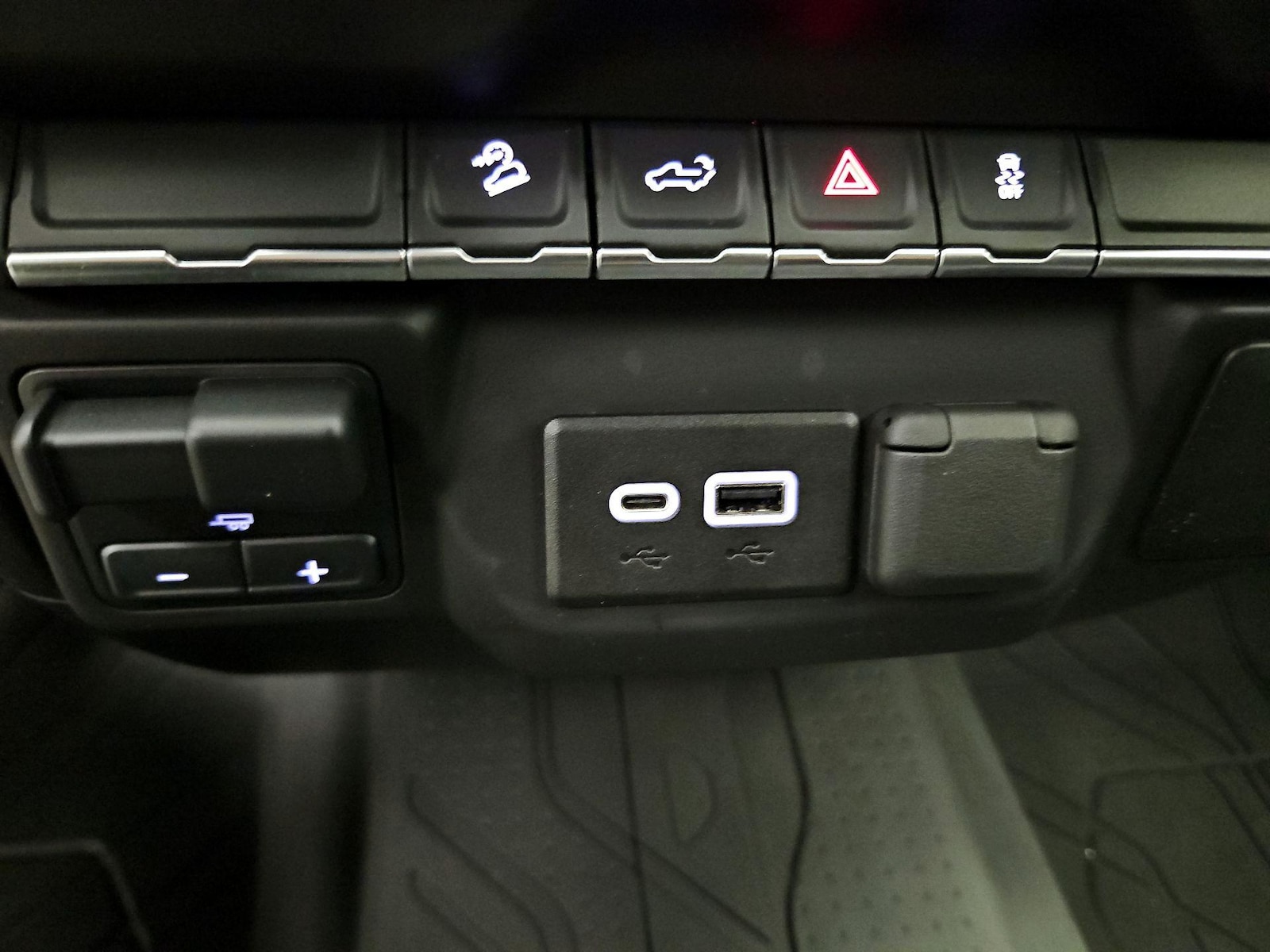 2021 Chevrolet Silverado 1500 Custom - Photo 19