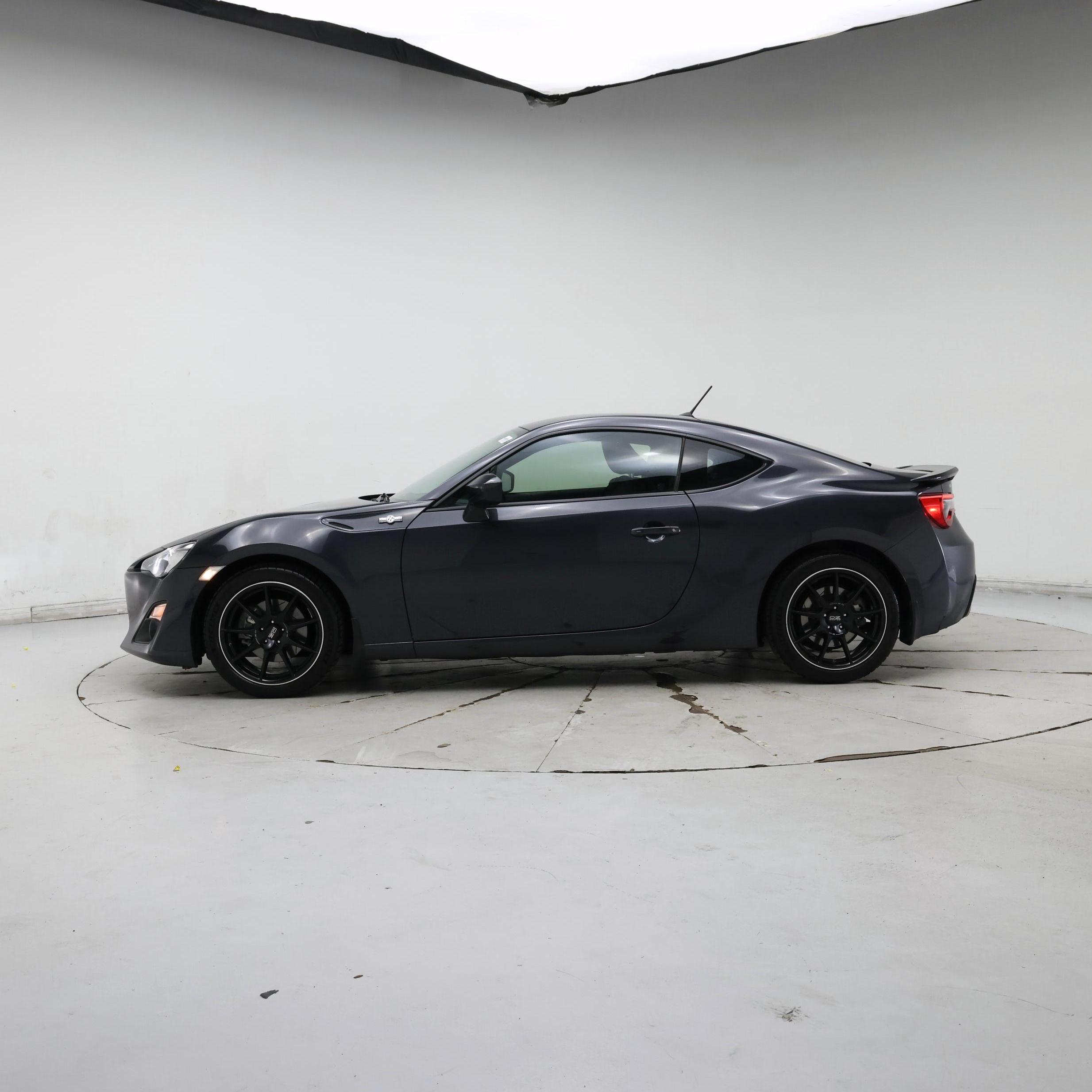 Thumbnail: 2014 Scion FR-S - 3