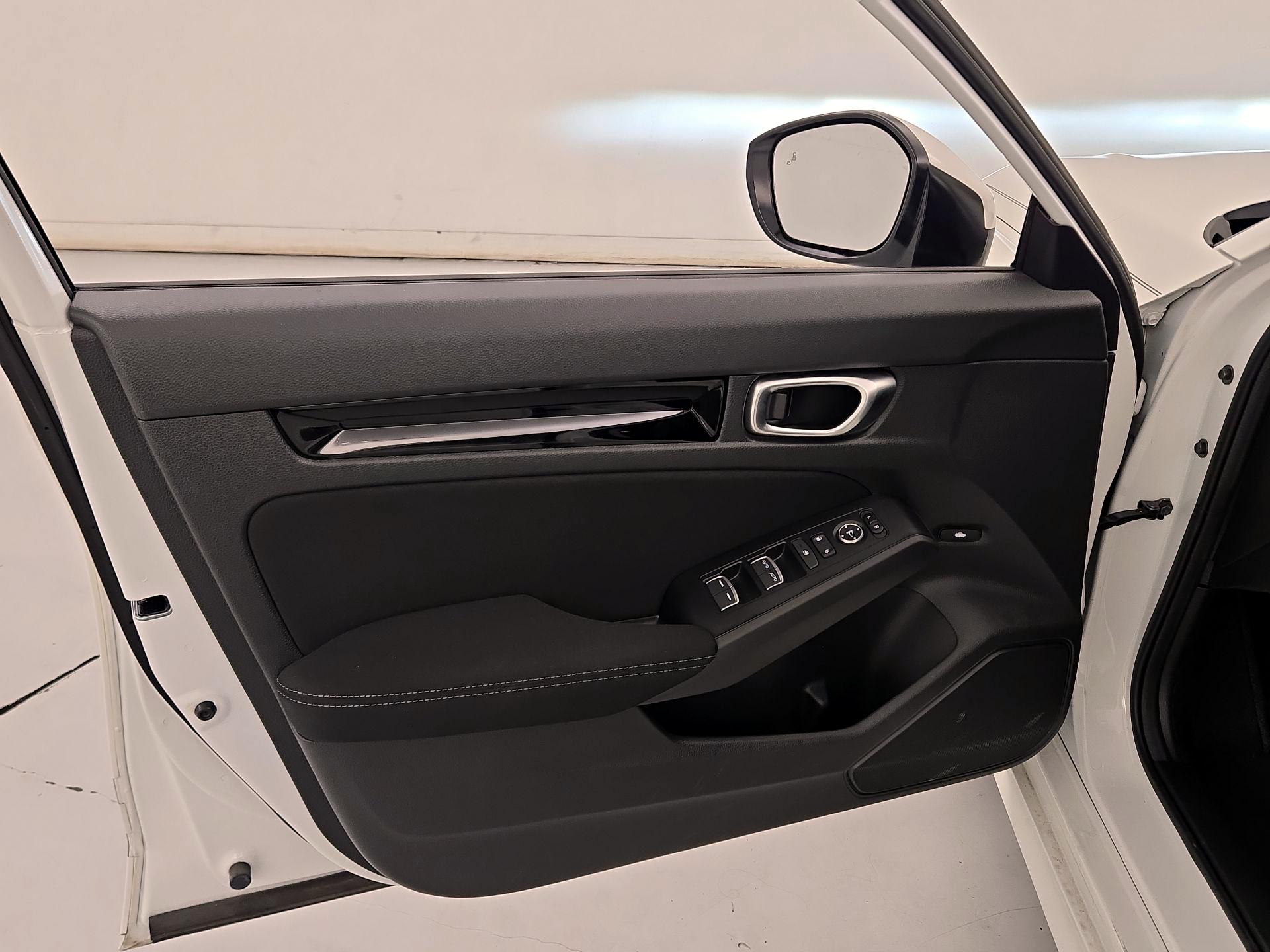Thumbnail: 2024 Honda Civic - 12