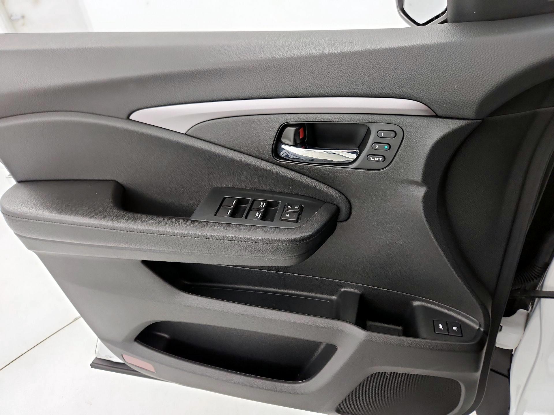 Thumbnail: 2022 Honda Pilot - 12