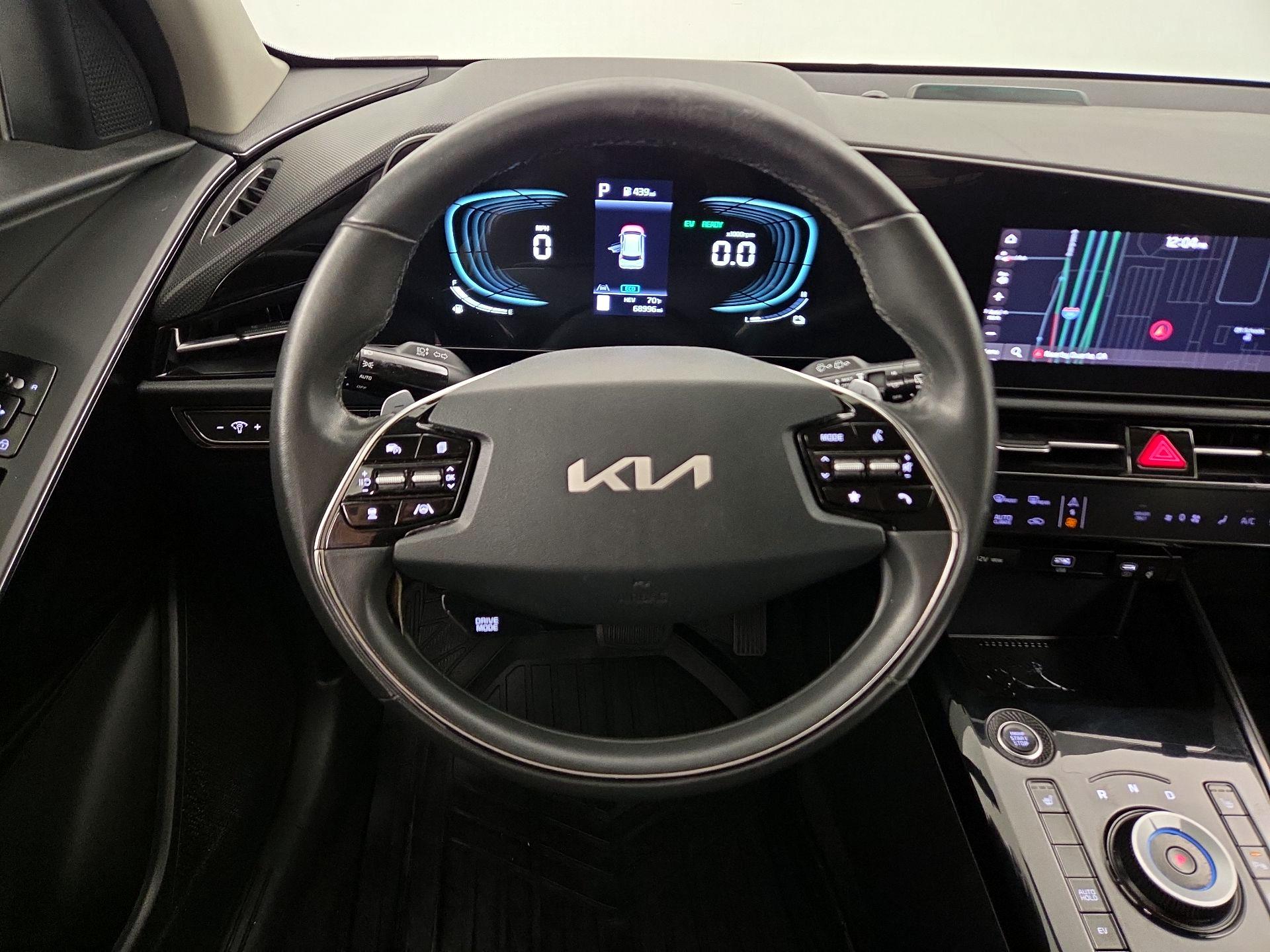 Thumbnail: 2023 Kia Niro - 10