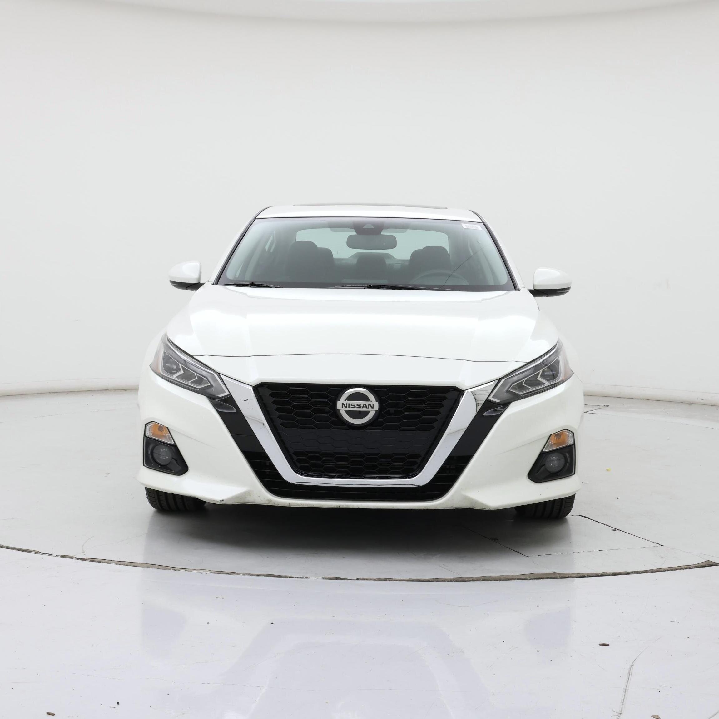 Thumbnail: 2020 Nissan Altima - 5