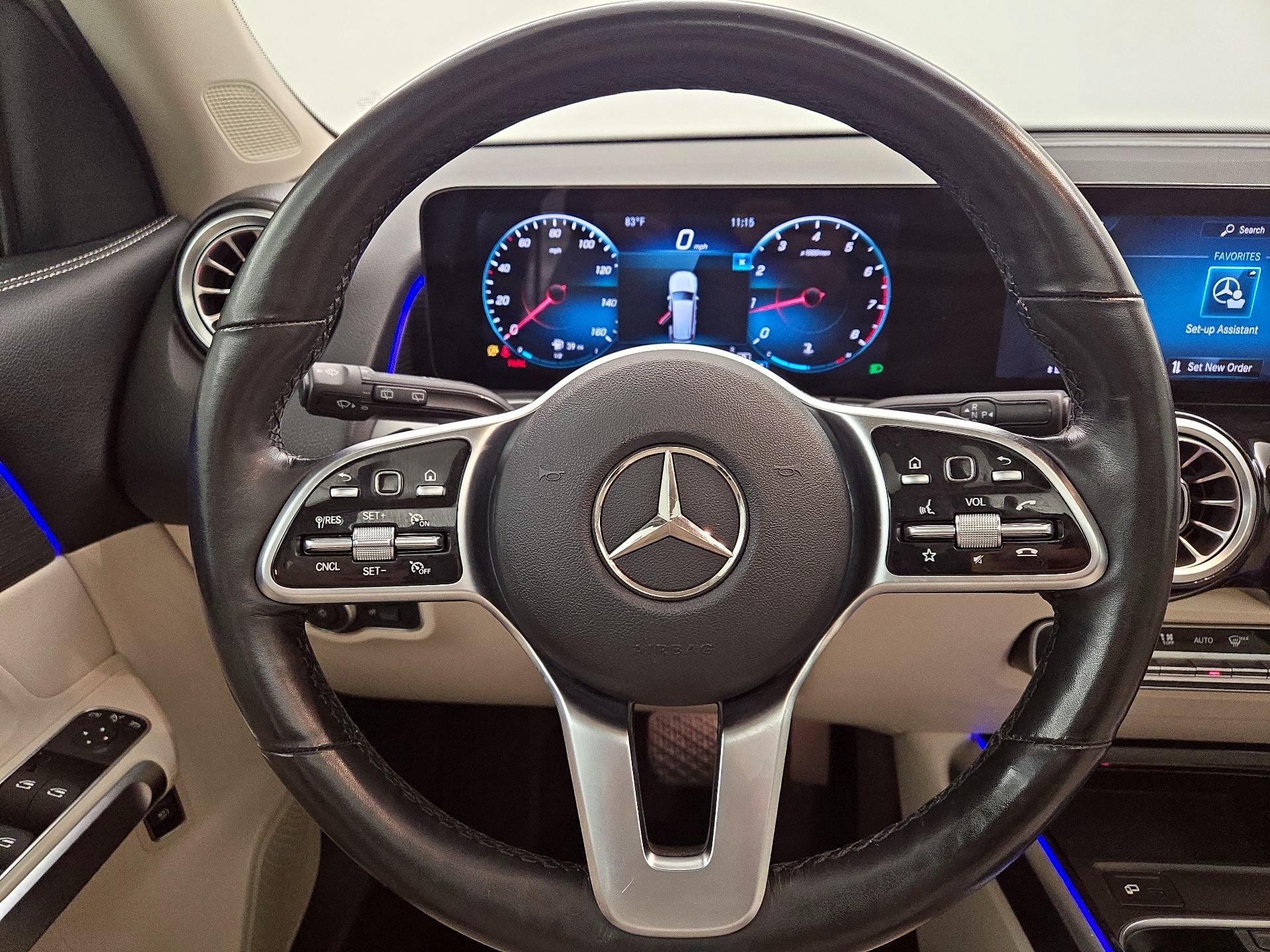Thumbnail: 2022 Mercedes-Benz GLB - 10