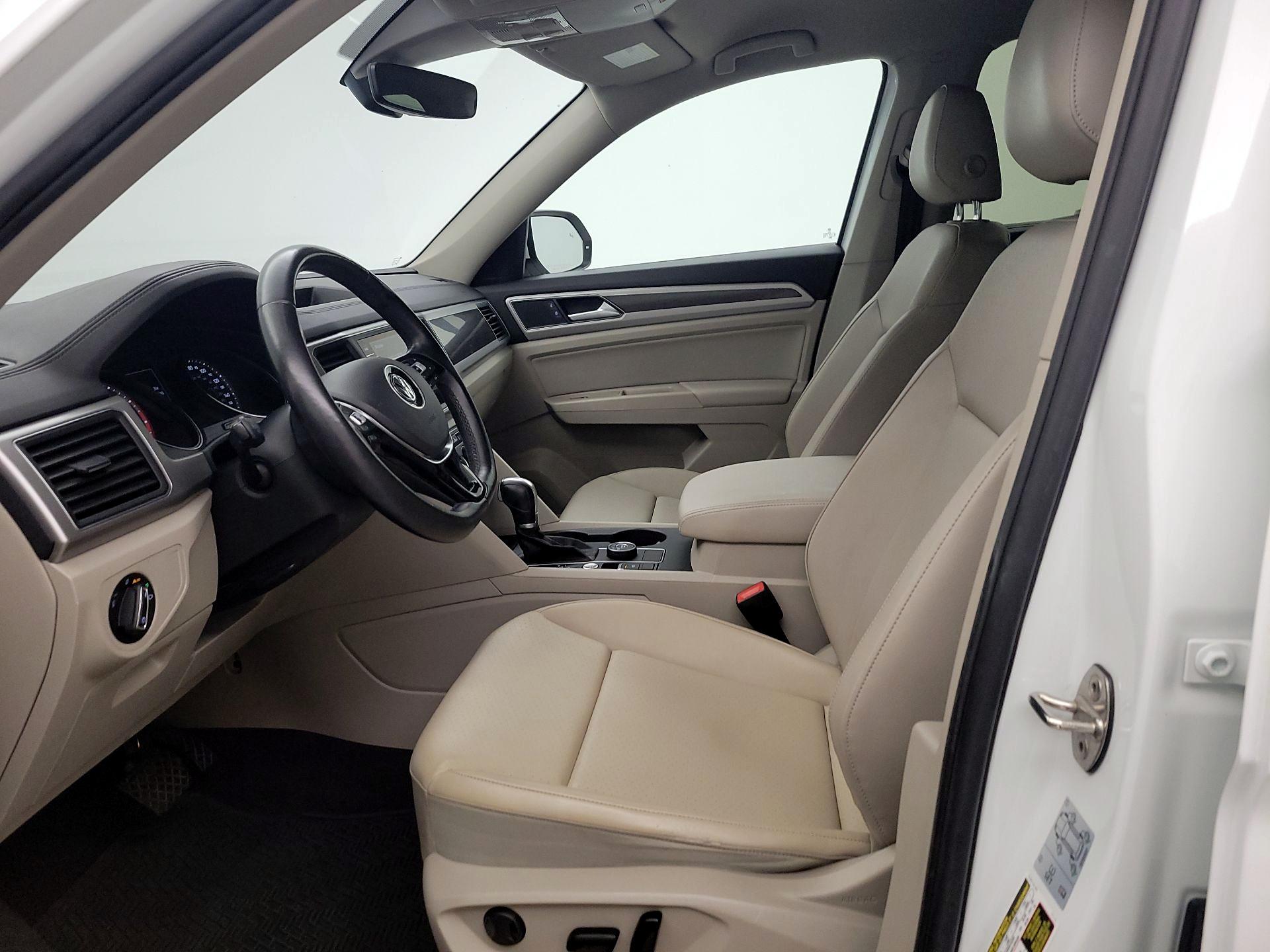 Thumbnail: 2018 Volkswagen Atlas - 11