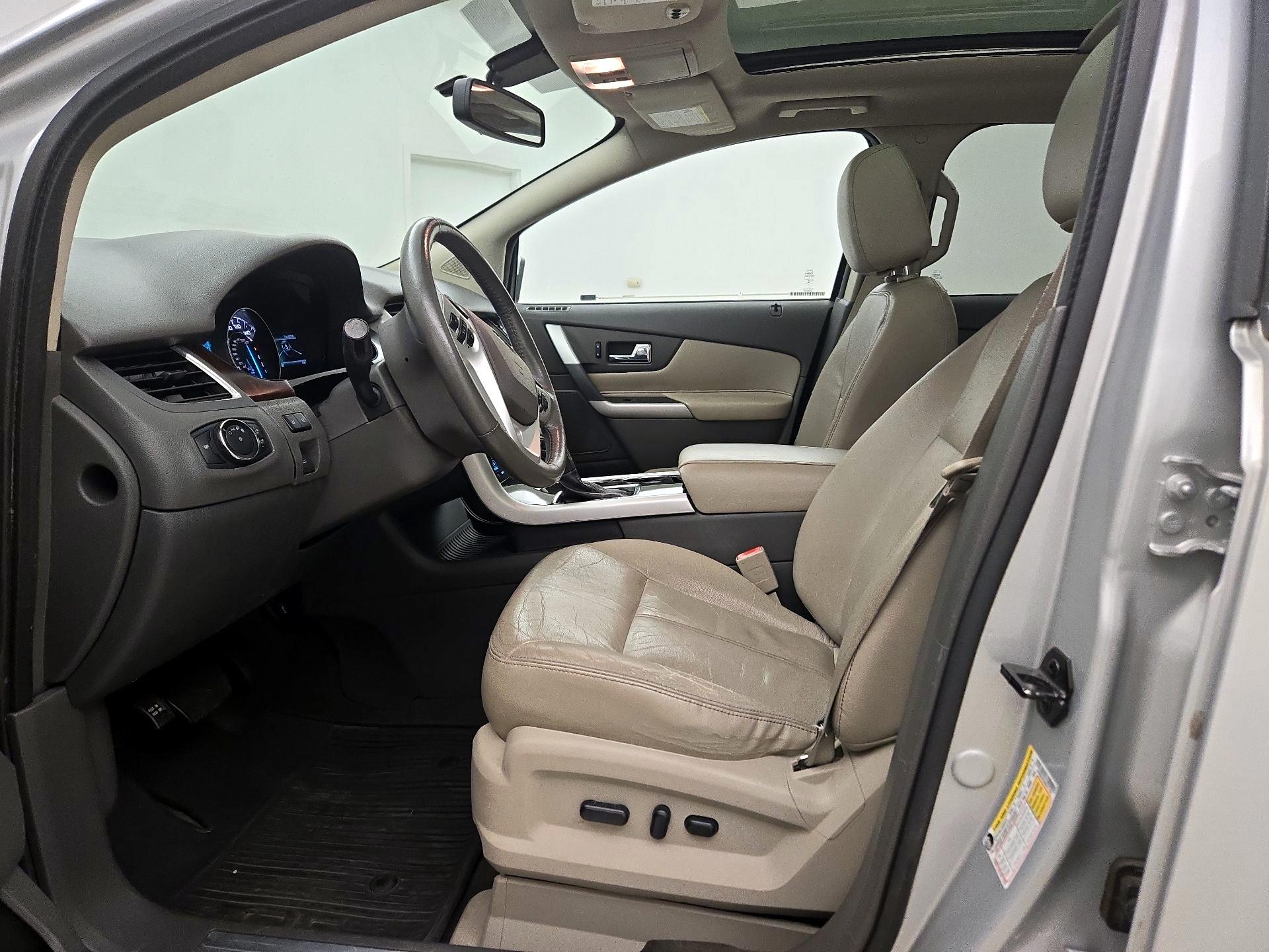 Thumbnail: 2014 Ford Edge - 11