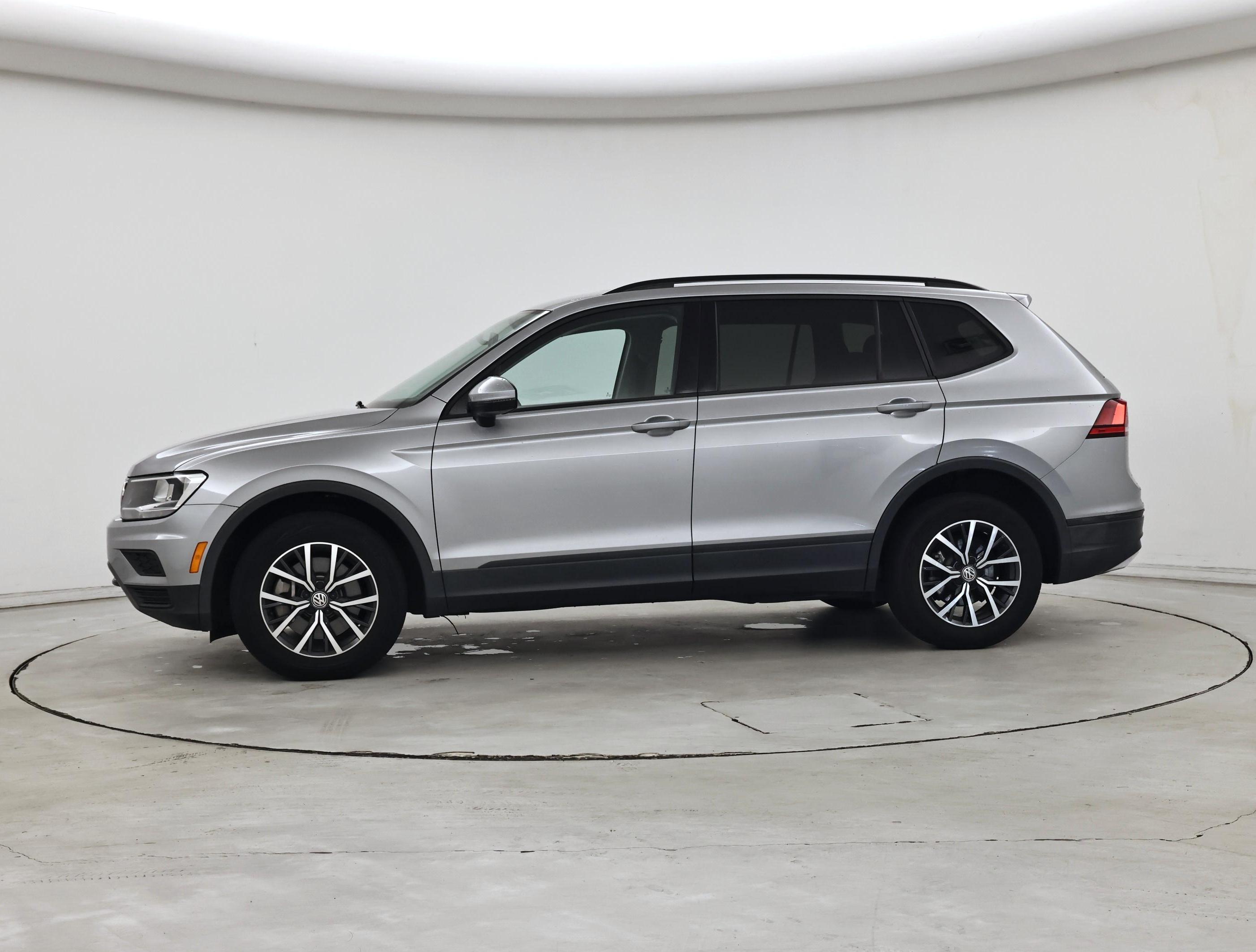 Thumbnail: 2021 Volkswagen Tiguan - 3