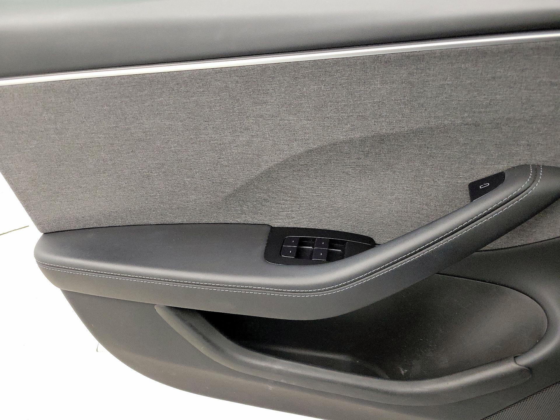 Thumbnail: 2025 Tesla Model 3 - 12