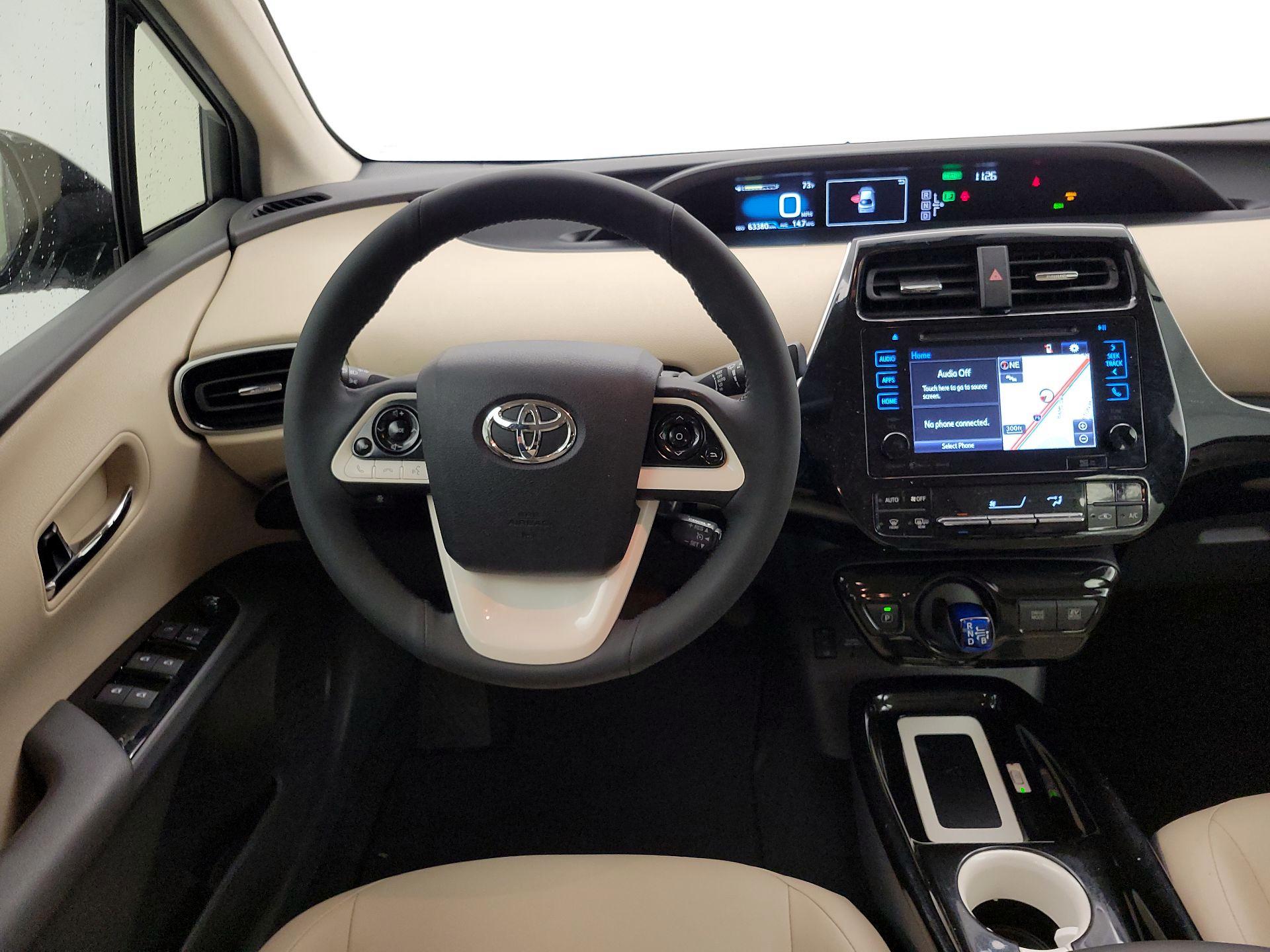 Thumbnail: 2016 Toyota Prius - 10