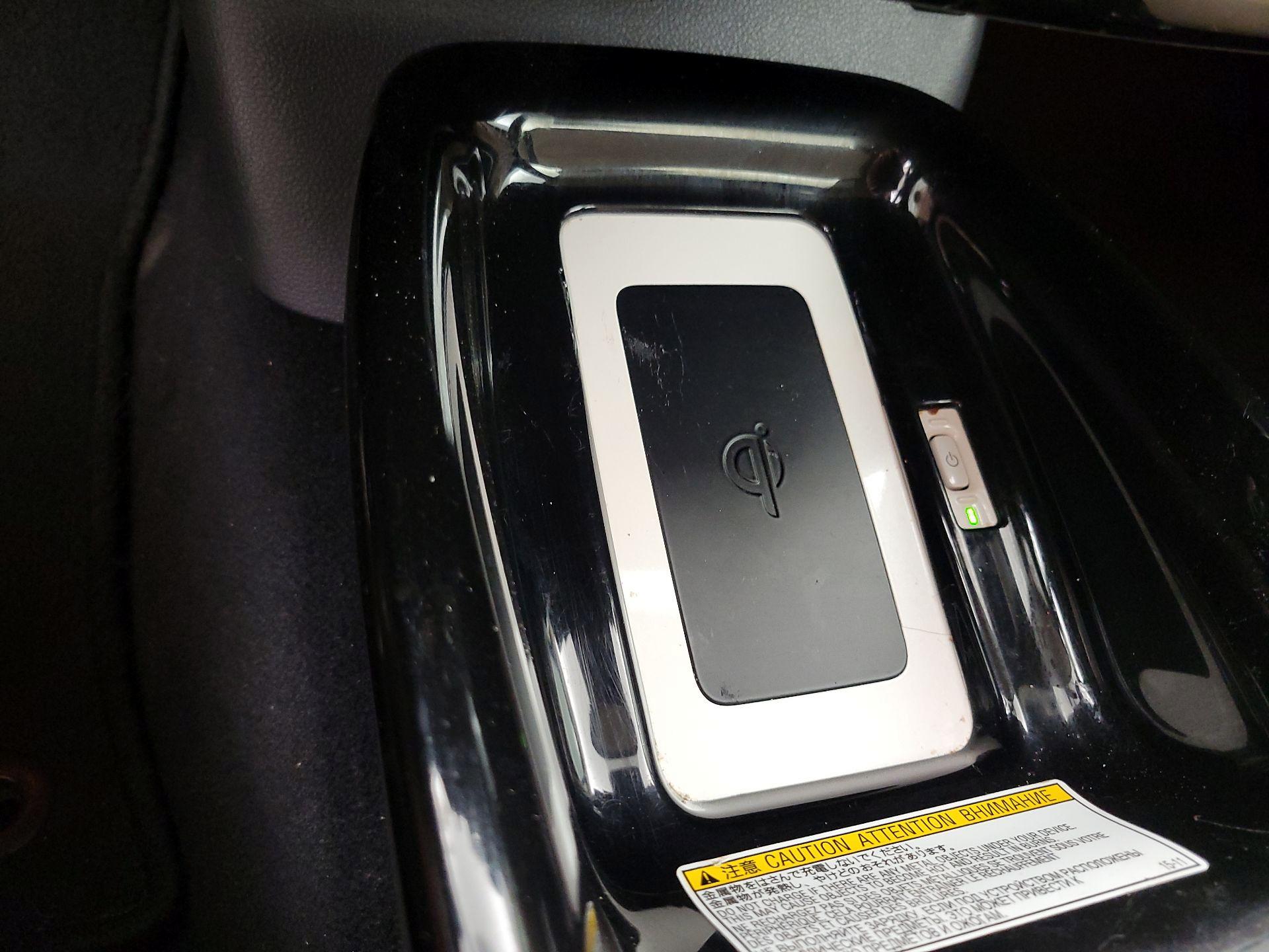Thumbnail: 2016 Toyota Prius - 19
