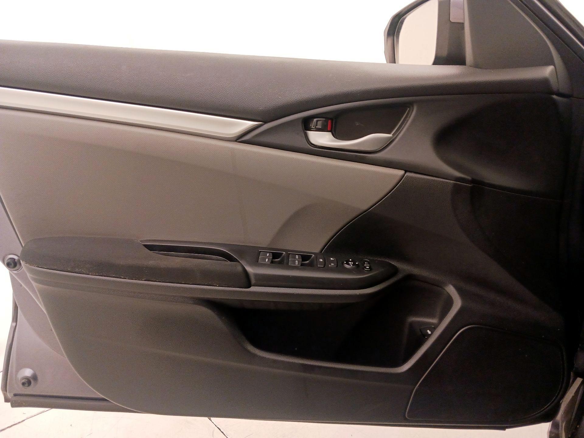 Thumbnail: 2020 Honda Civic - 12