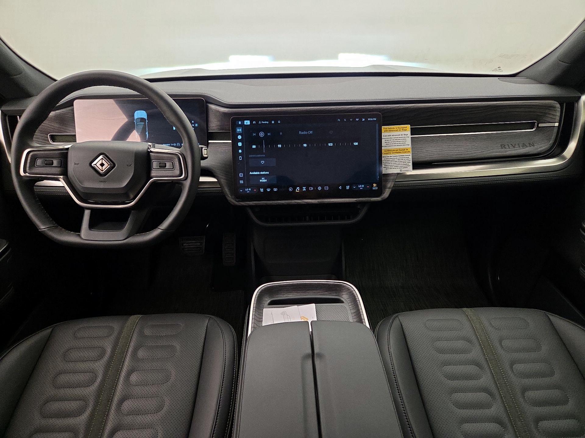 Thumbnail: 2026 Rivian R1S - 9