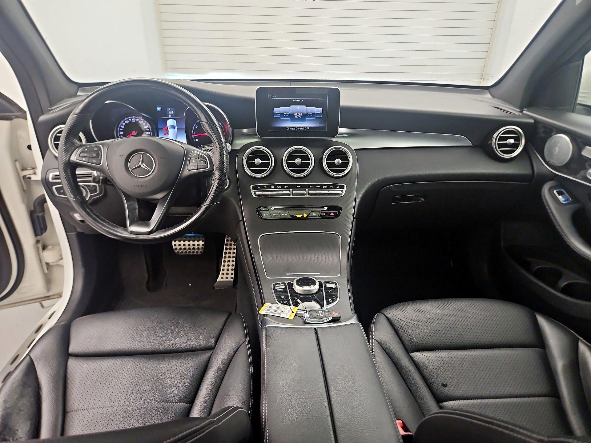 Thumbnail: 2019 Mercedes-Benz GLC - 9