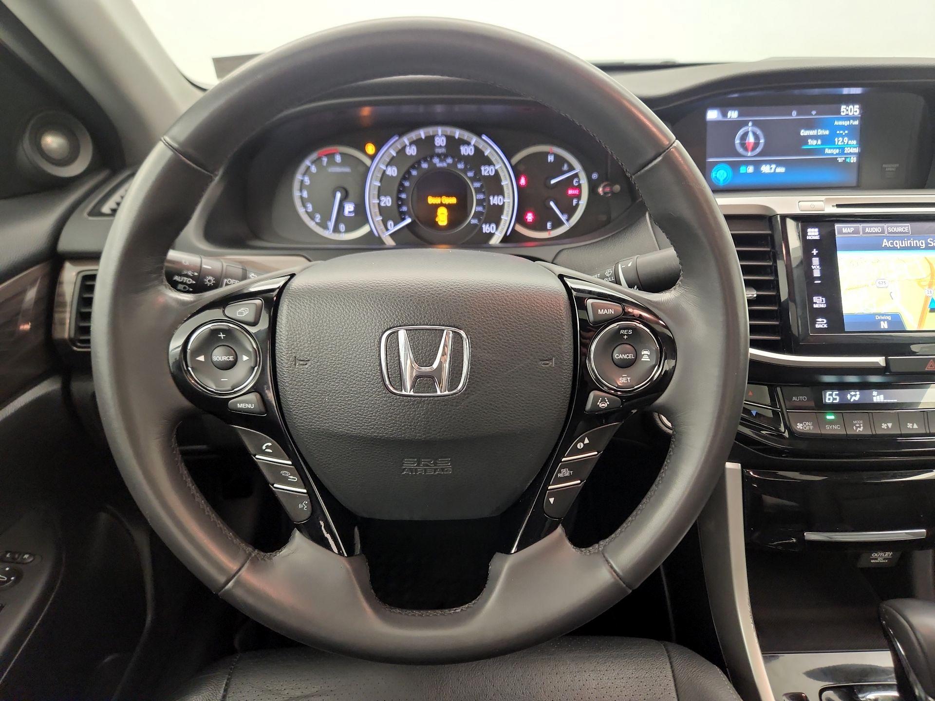 Thumbnail: 2017 Honda Accord - 9