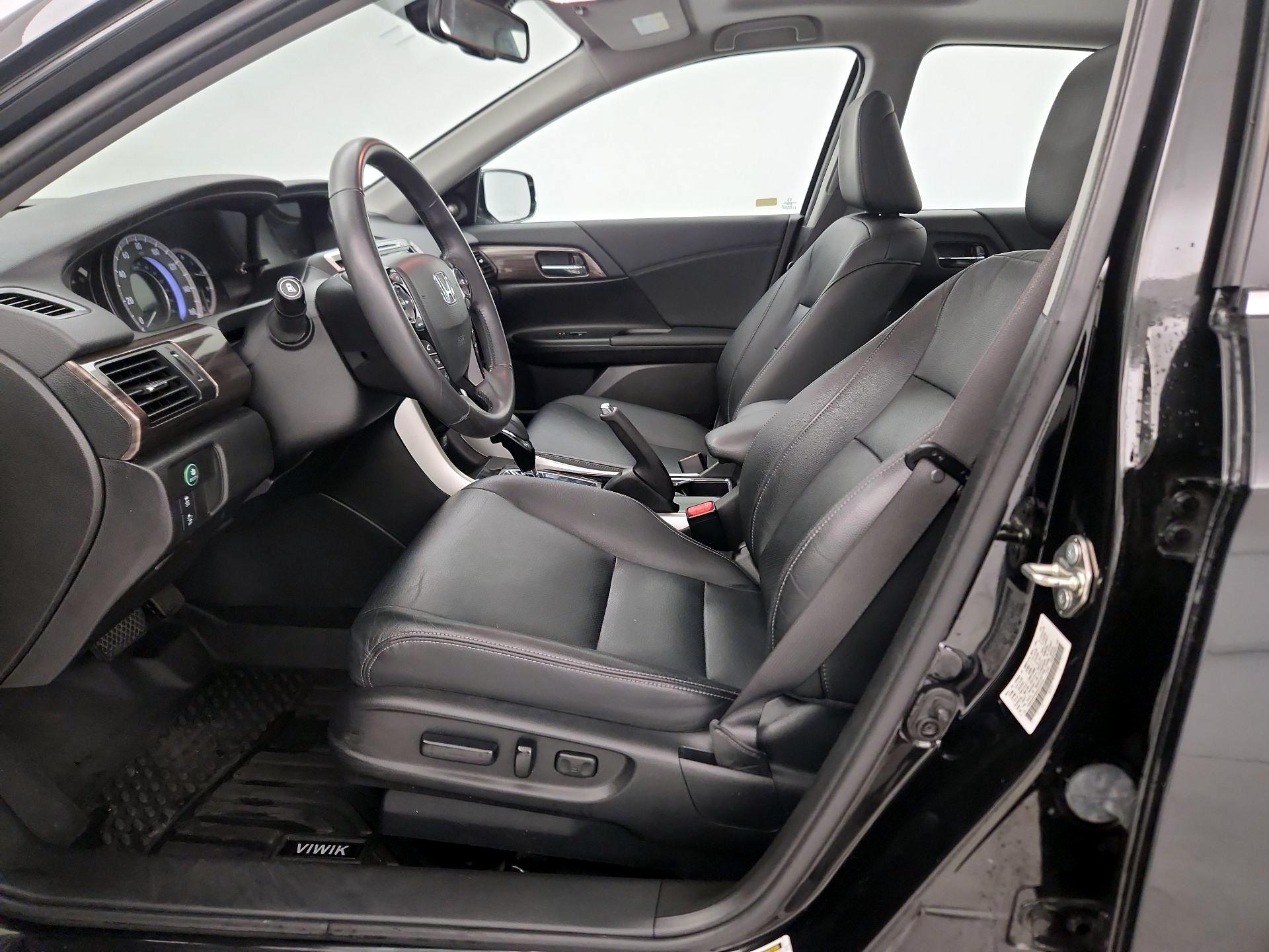 Thumbnail: 2017 Honda Accord - 10