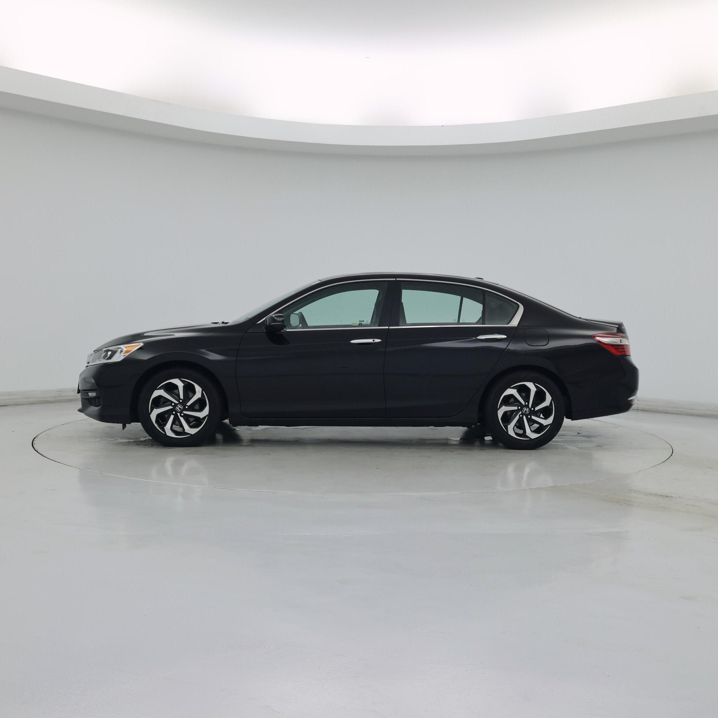 Thumbnail: 2017 Honda Accord - 3