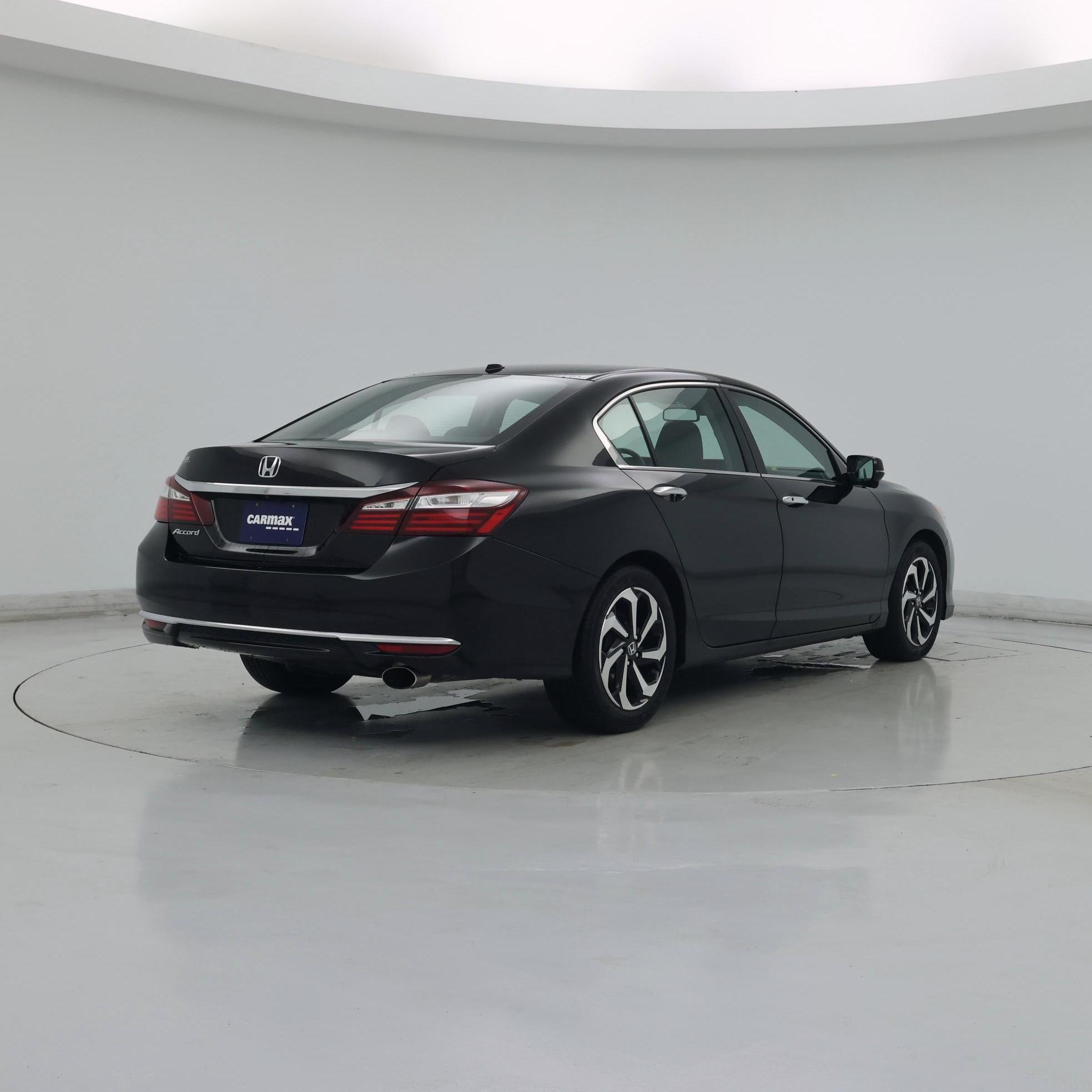 Thumbnail: 2017 Honda Accord - 8