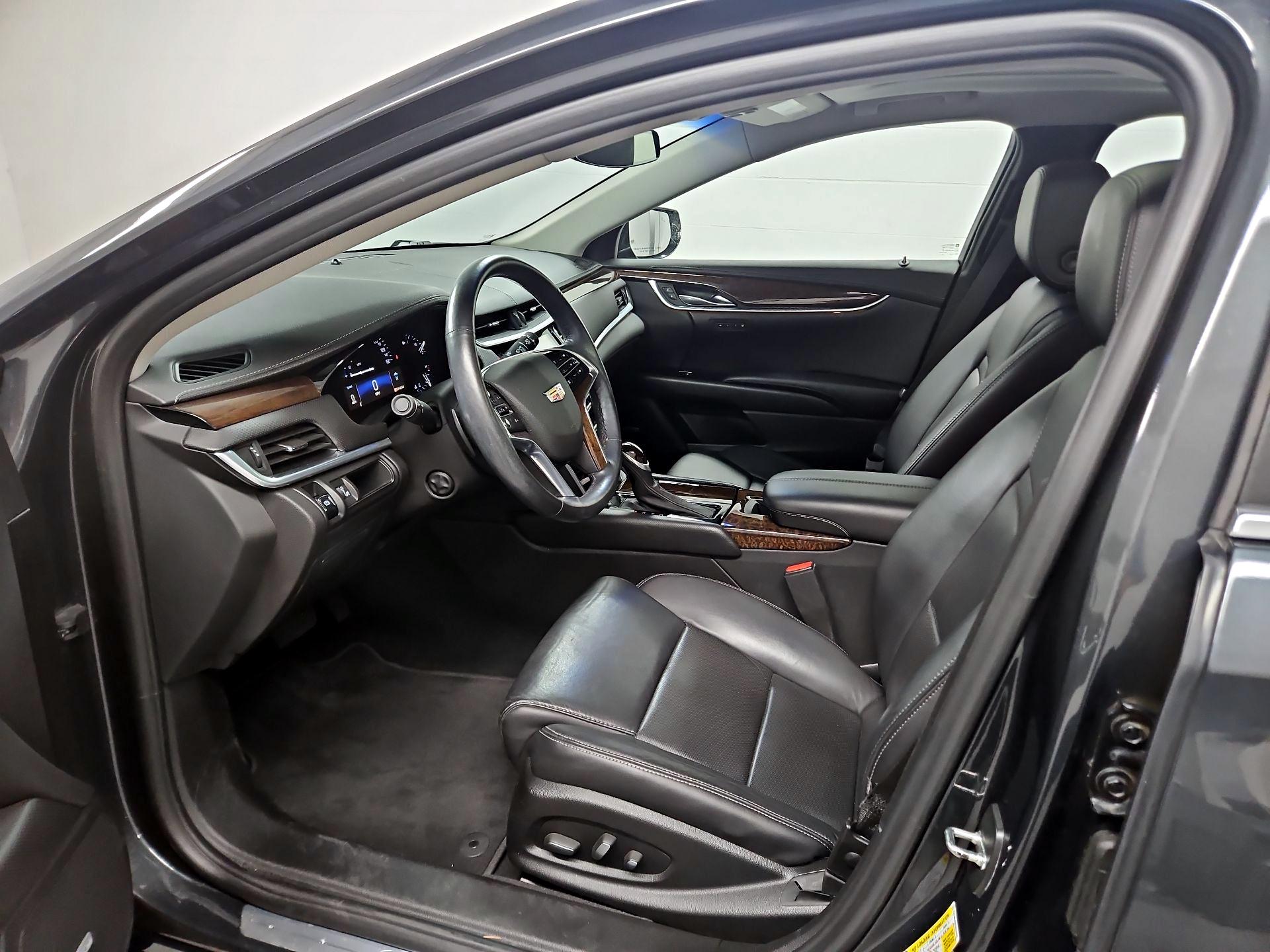 Thumbnail: 2016 Cadillac XTS - 11