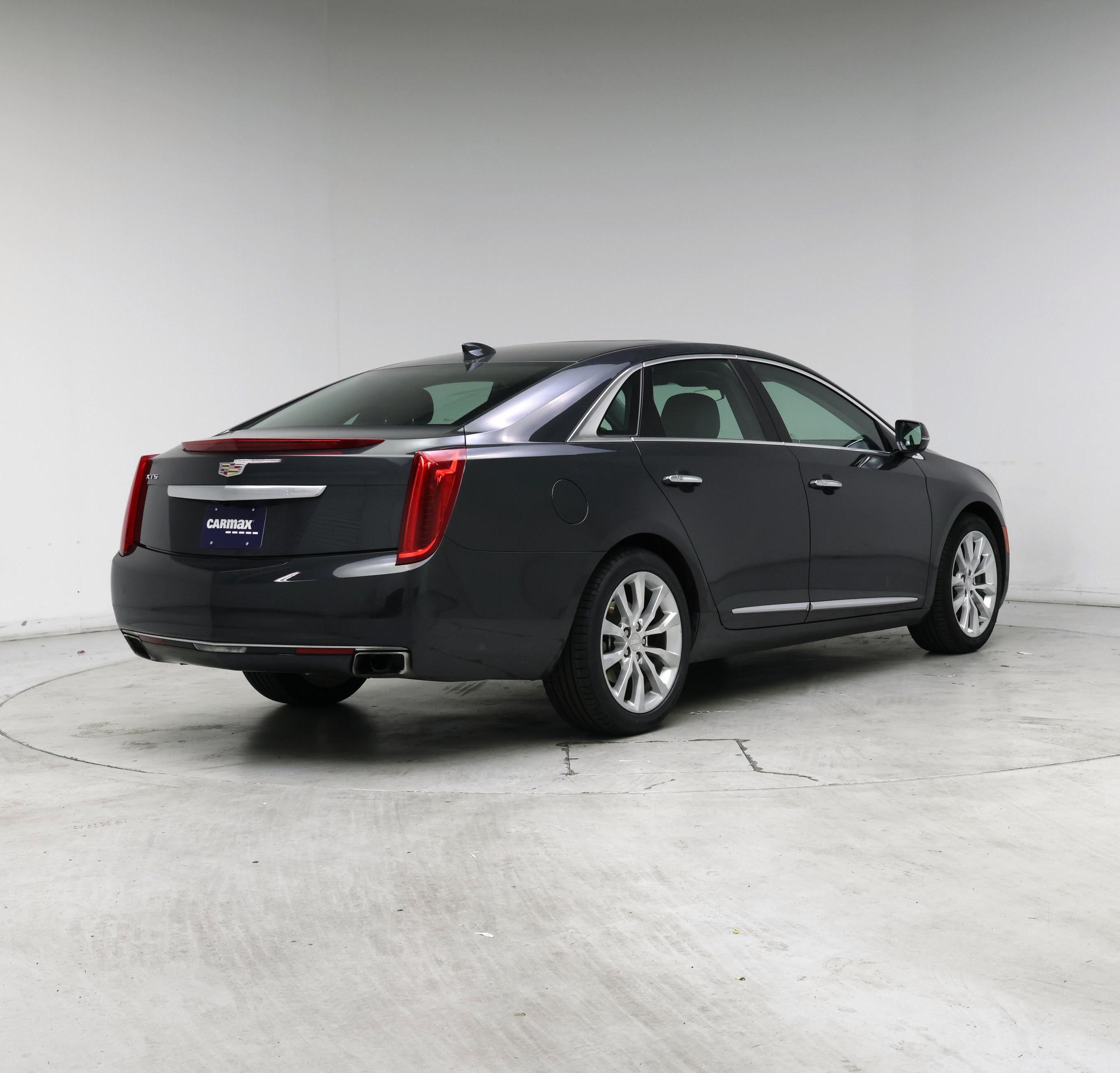 Thumbnail: 2016 Cadillac XTS - 8