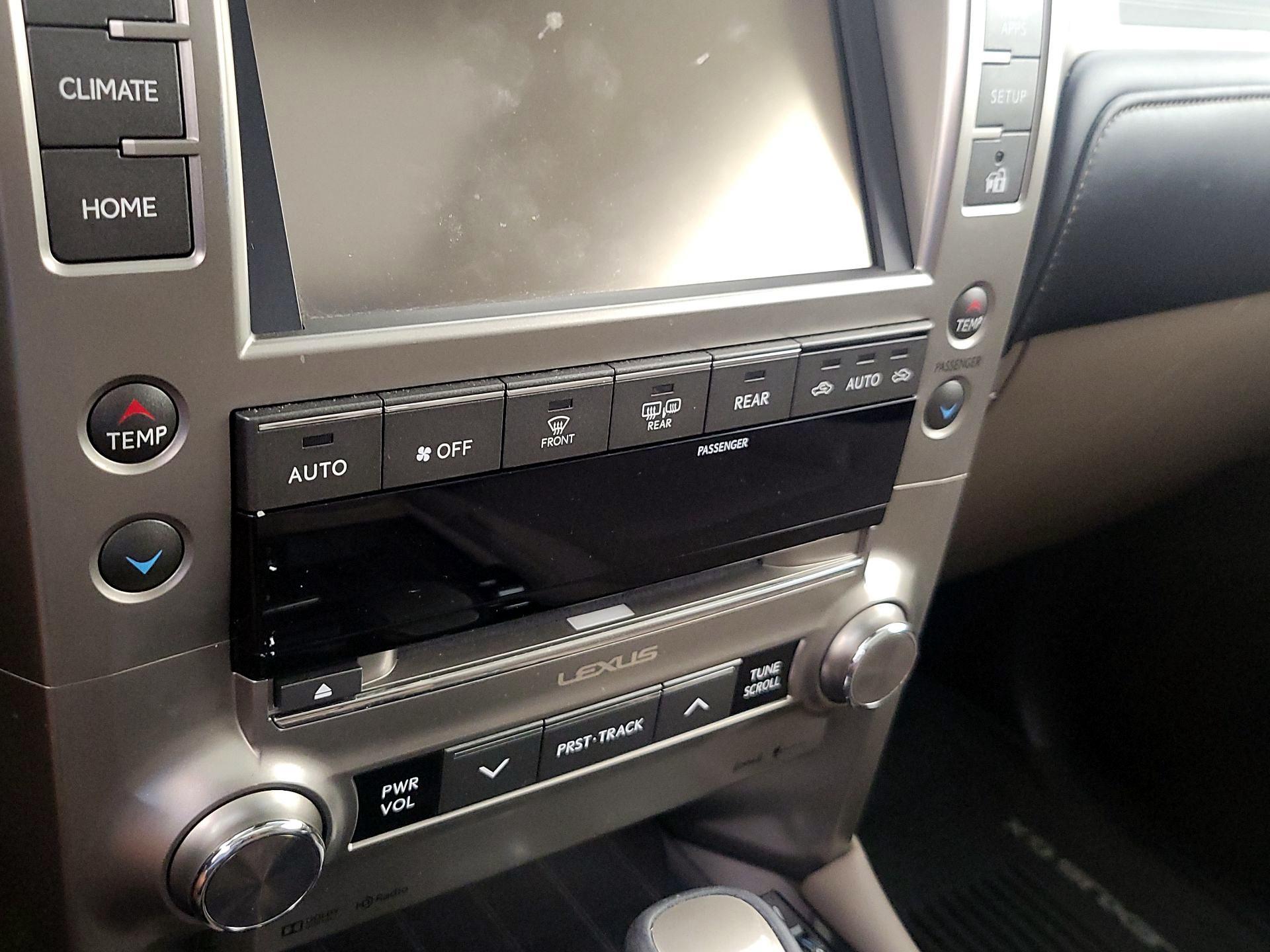 Thumbnail: 2020 Lexus GX - 17