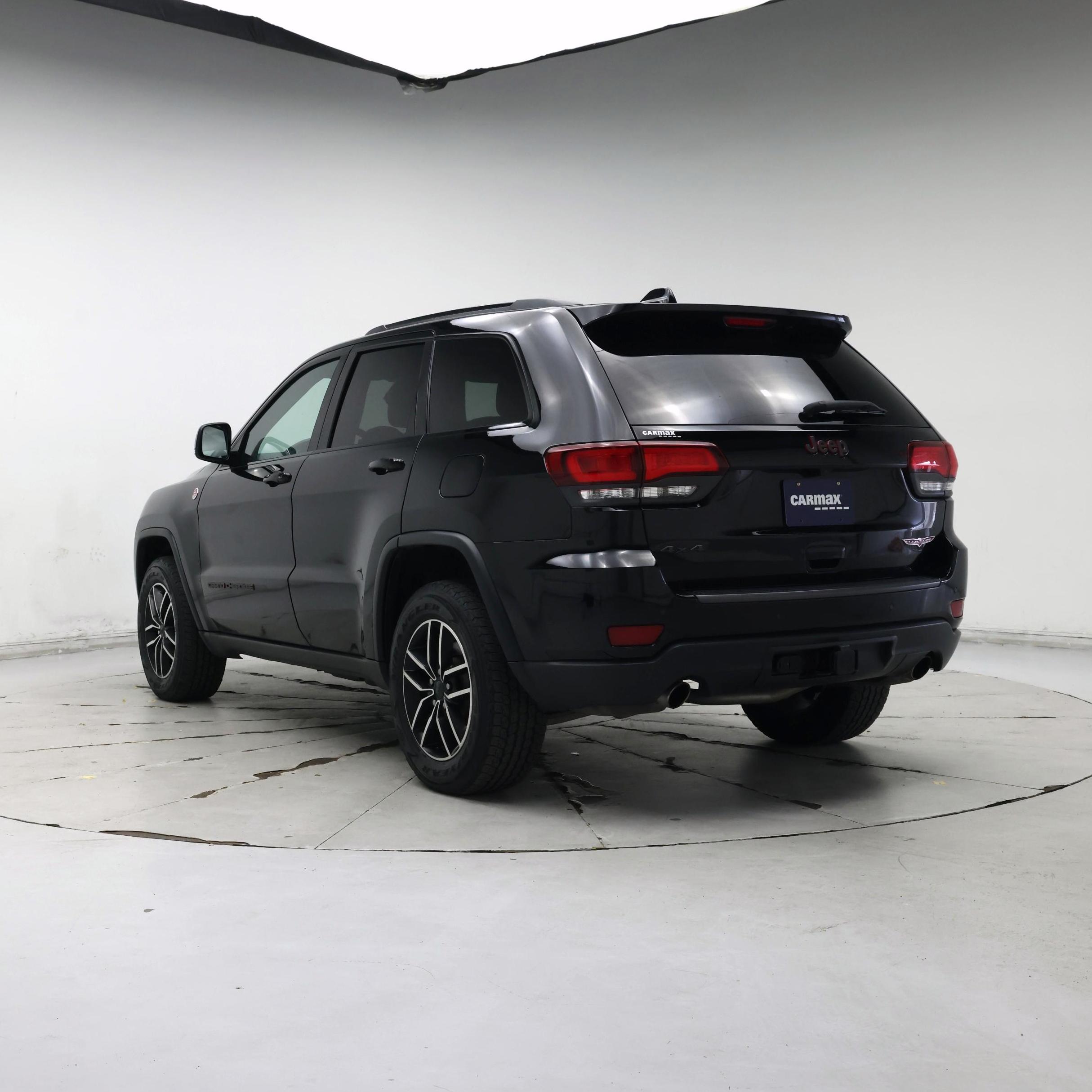 Thumbnail: 2019 Jeep Grand Cherokee - 2