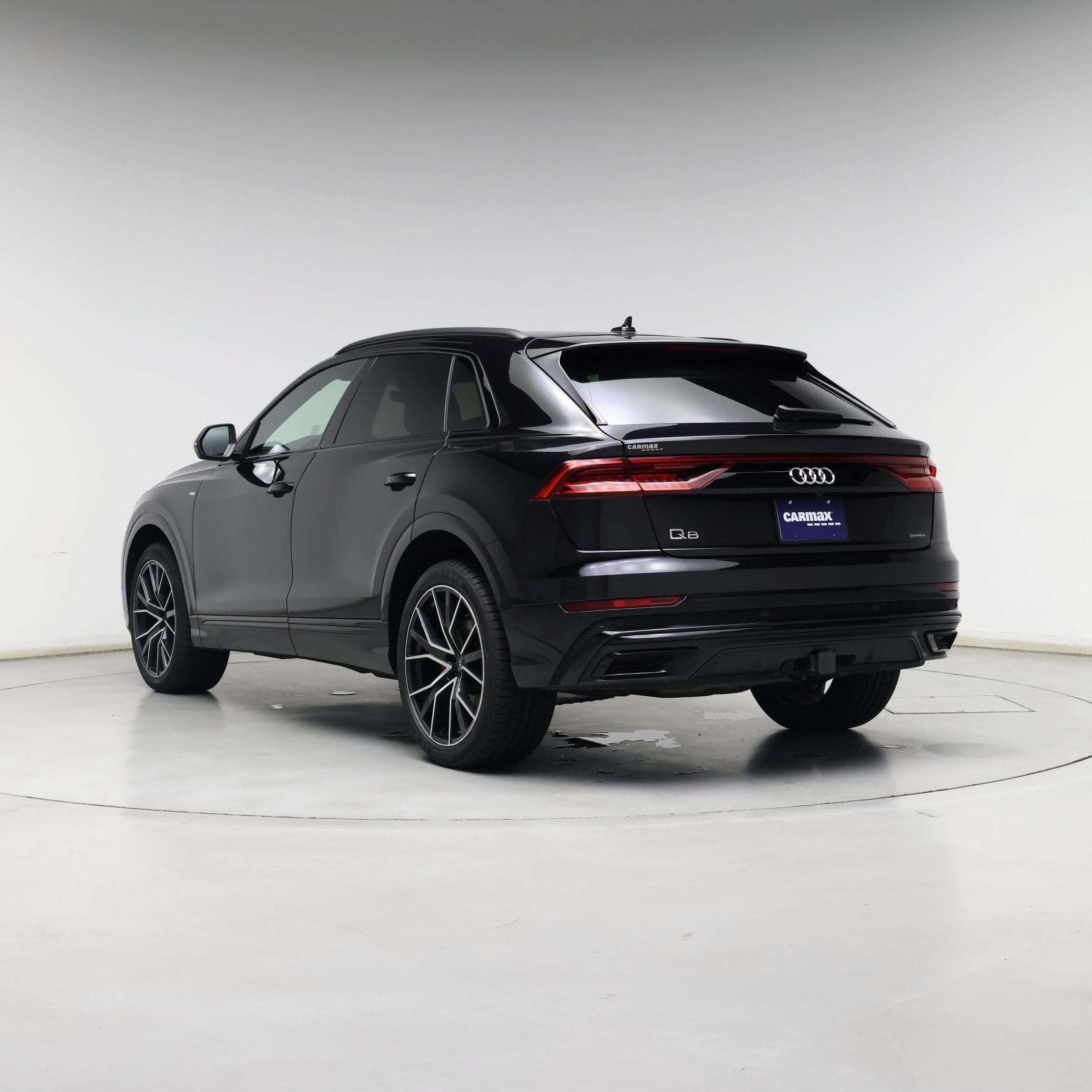 Thumbnail: 2020 Audi Q8 - 2
