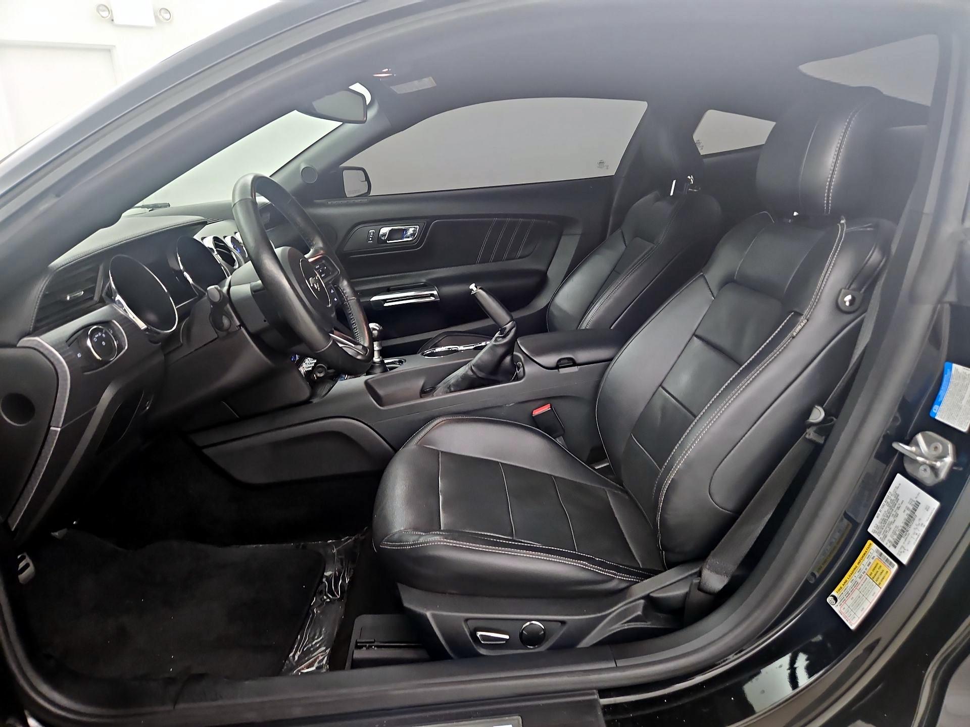 Thumbnail: 2017 Ford Mustang - 9
