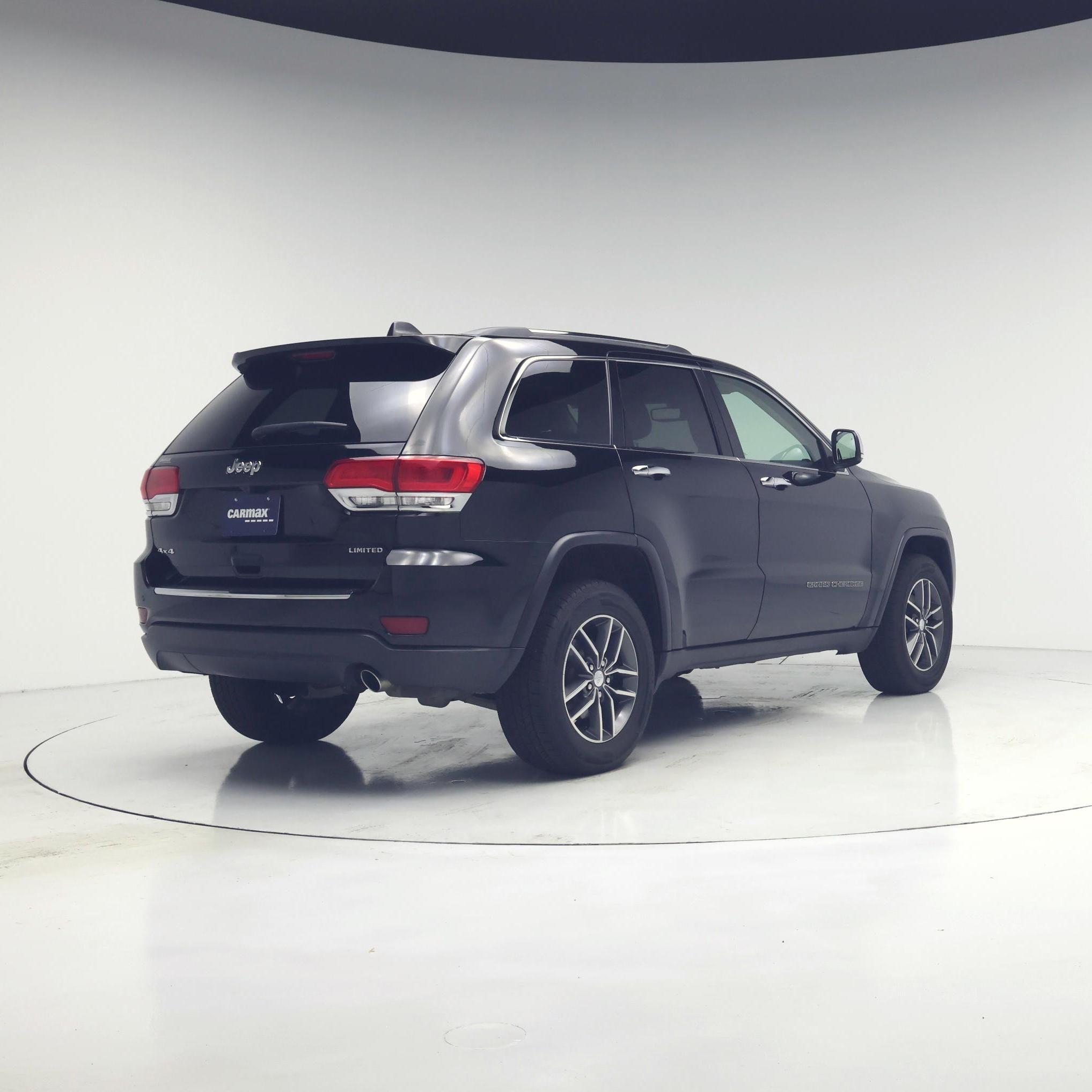 Thumbnail: 2018 Jeep Grand Cherokee - 8