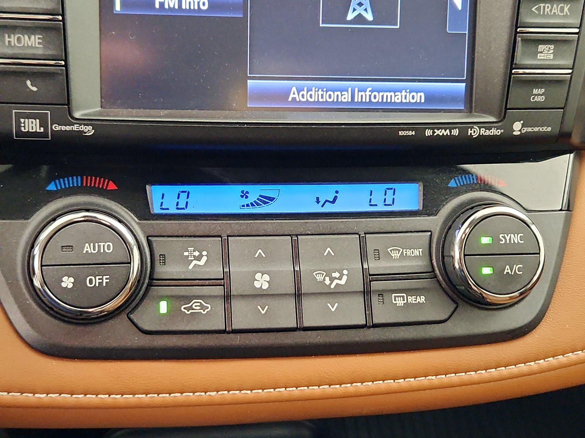 Thumbnail: 2016 Toyota RAV4 - 17