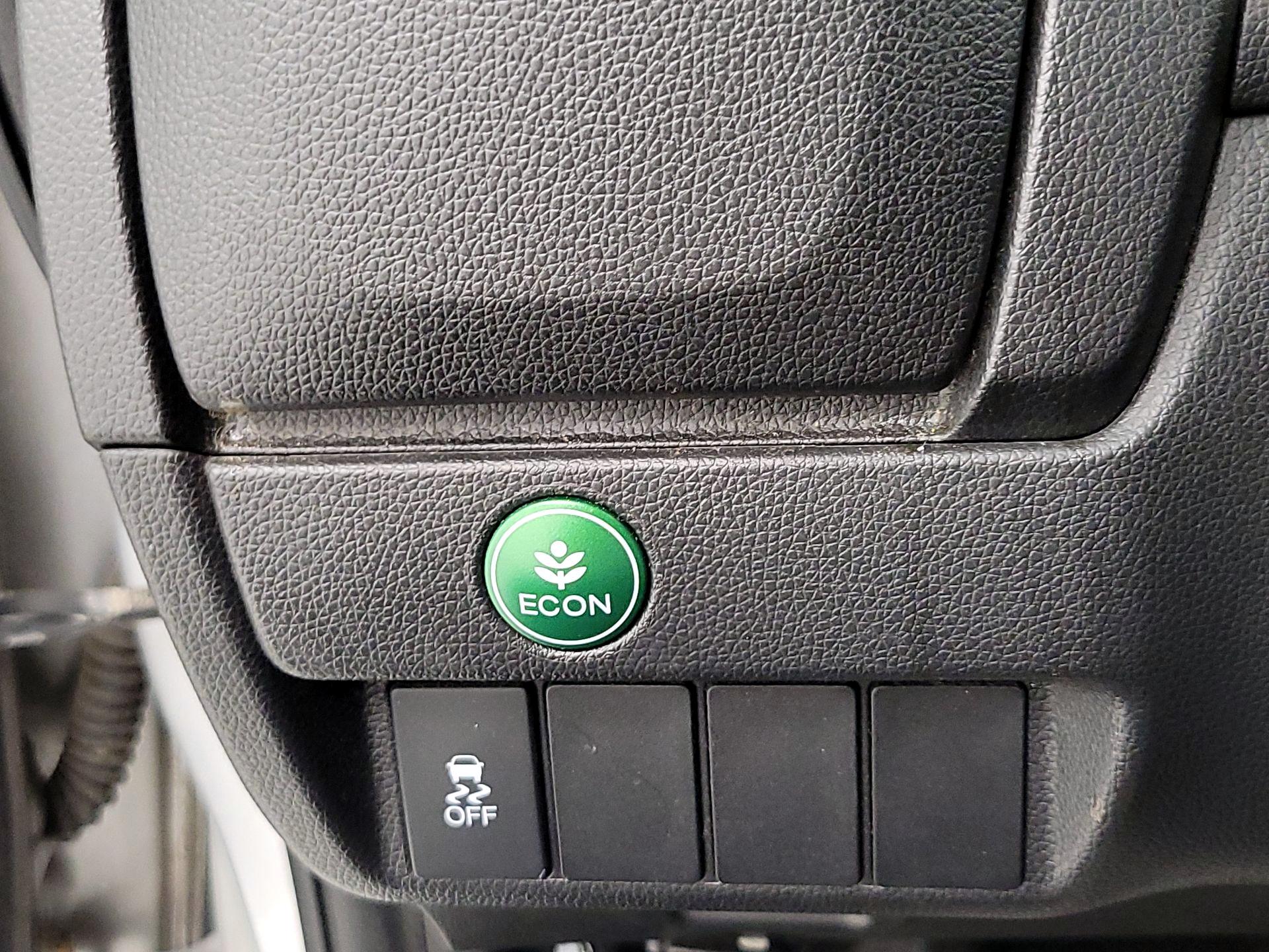 Thumbnail: 2015 Honda Fit - 13