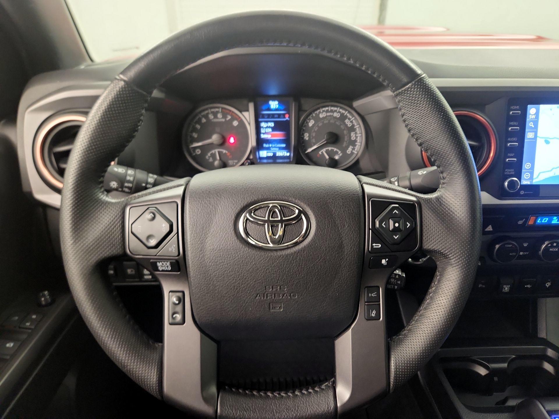 Thumbnail: 2022 Toyota Tacoma - 10