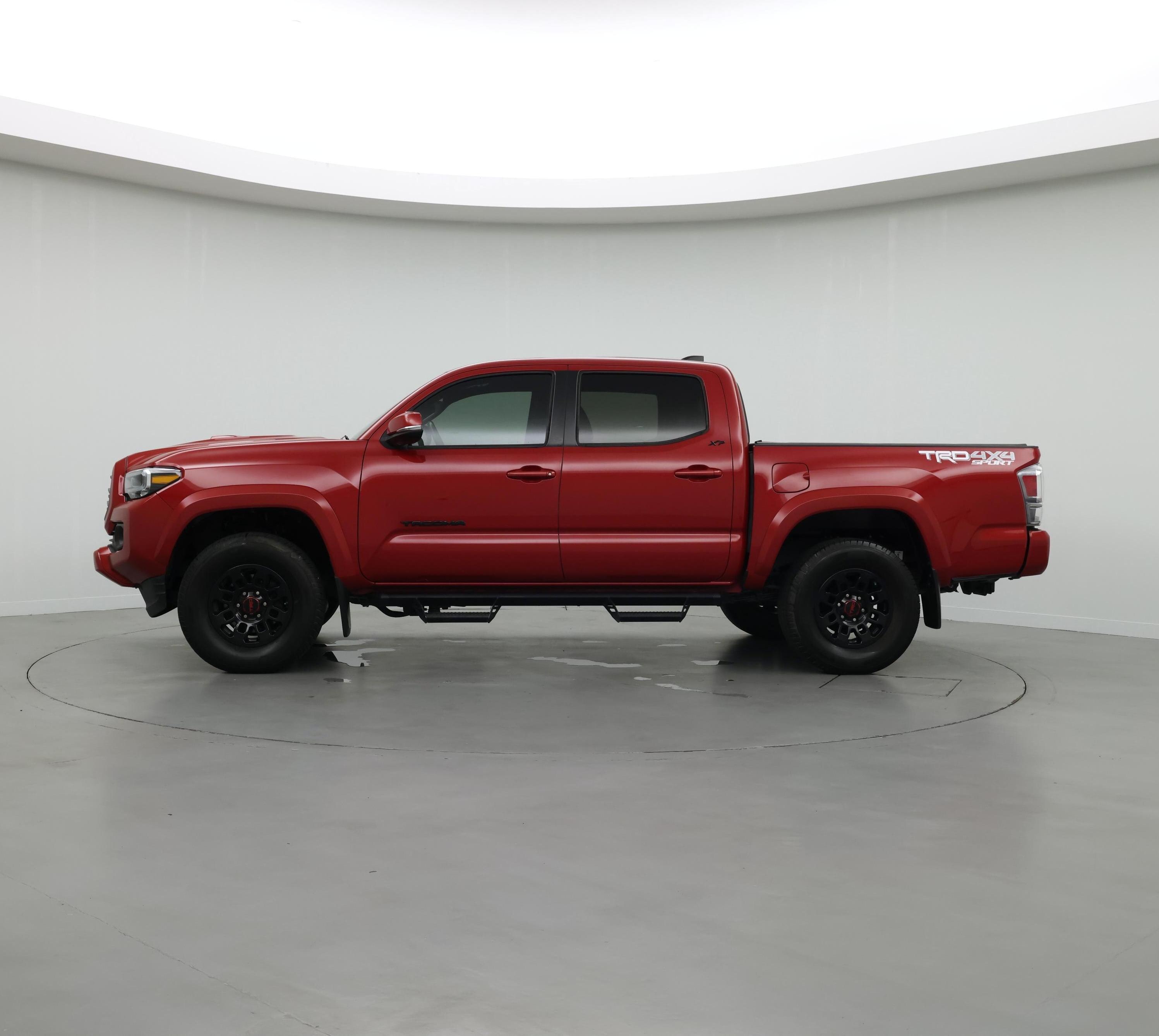 Thumbnail: 2022 Toyota Tacoma - 3