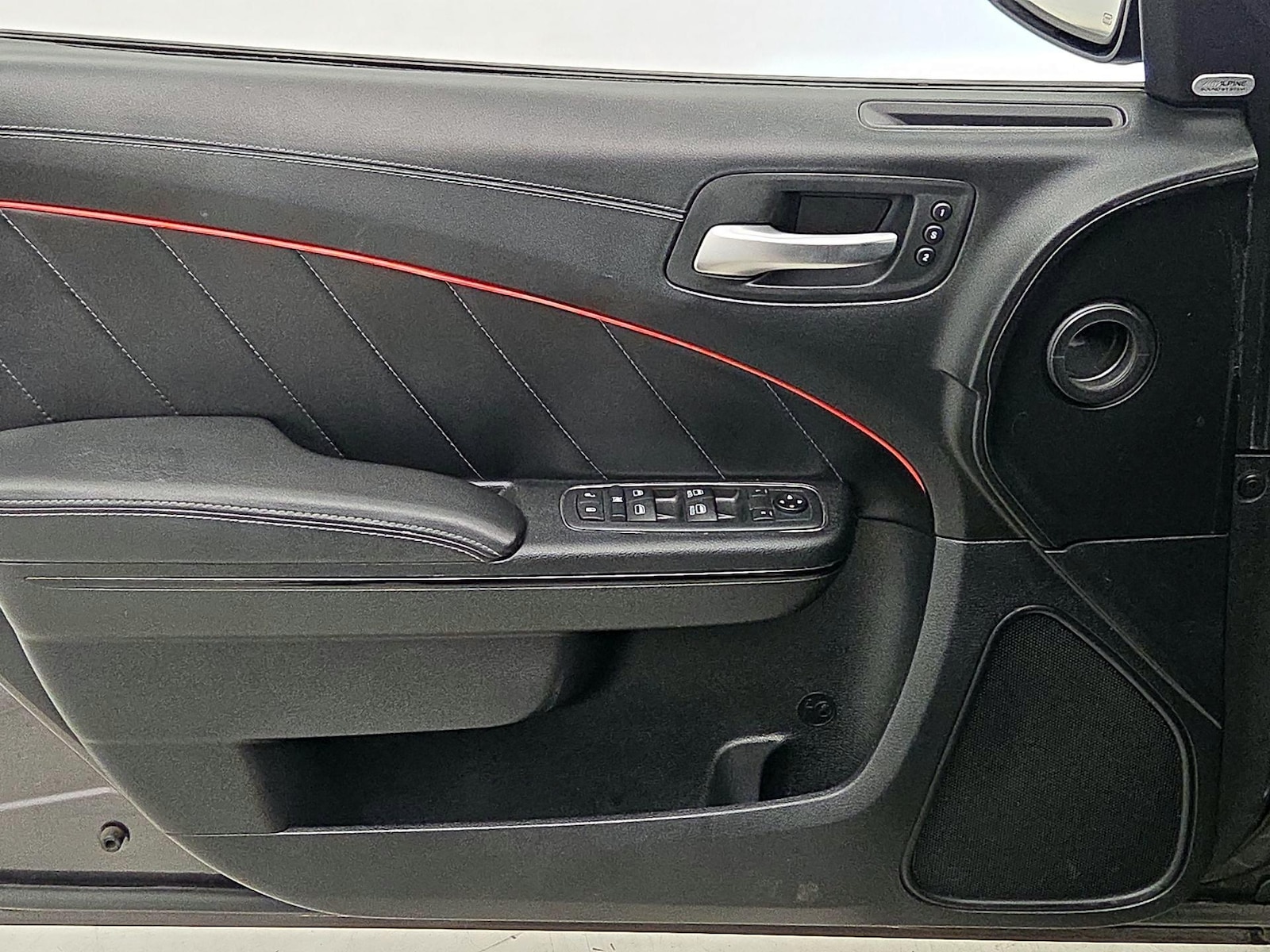 2020 Dodge Charger R/T - Photo 13