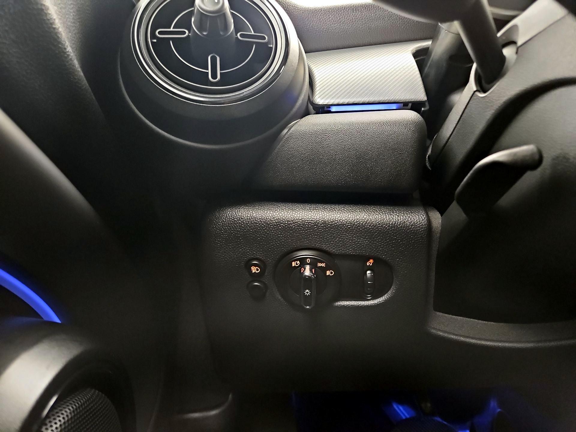 Thumbnail: 2022 MINI Cooper Hardtop - 13
